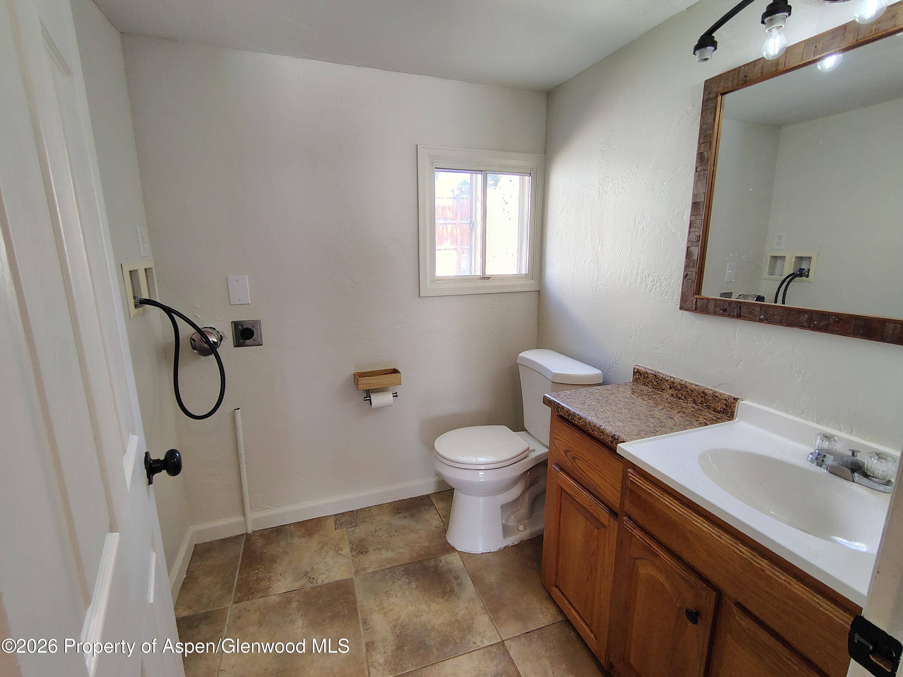 161 E 10th Street Property Photo 17