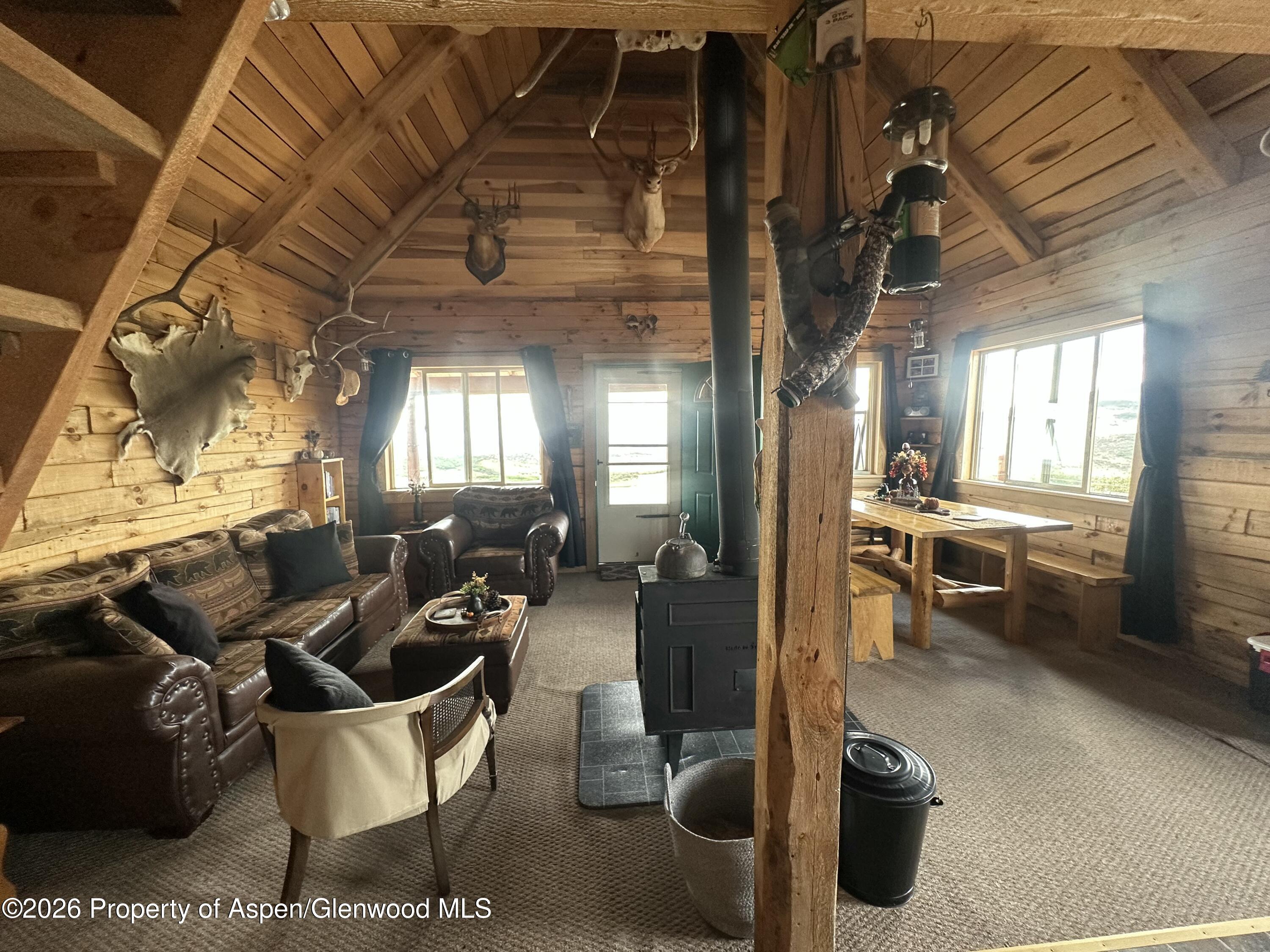 1244 Boulder Drive Property Photo 8
