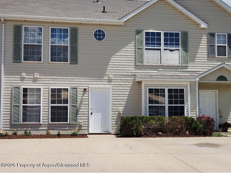 2502 Rail Avenue Property Photo 1