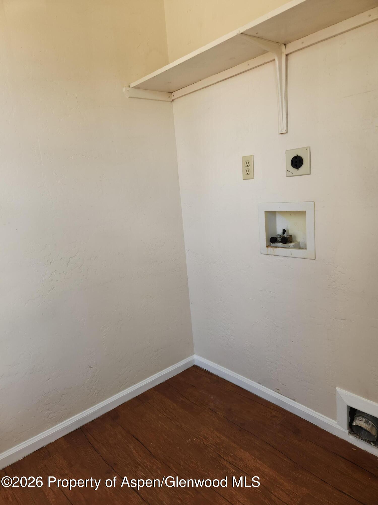 2502 Rail Avenue Property Photo 2