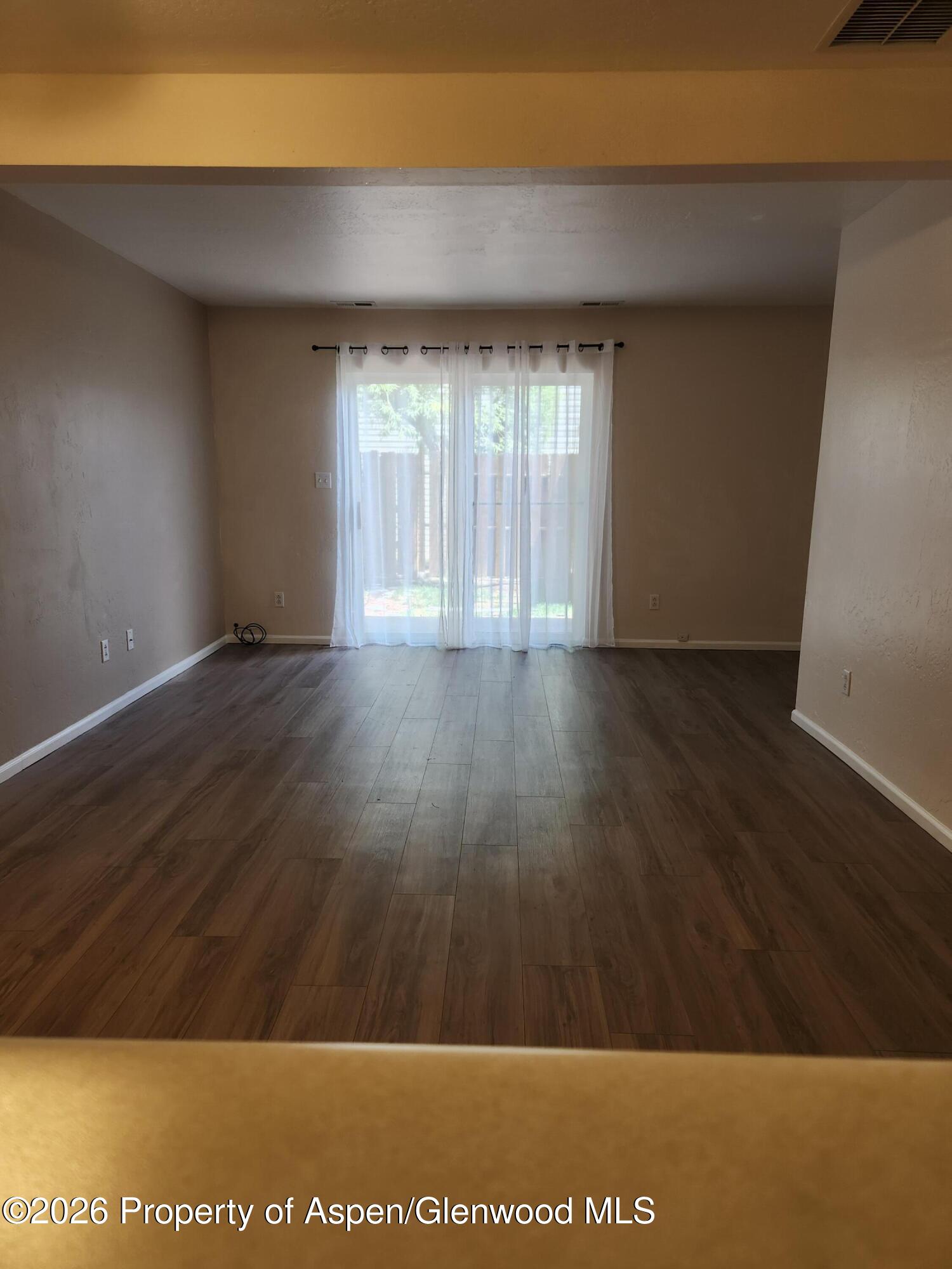2502 Rail Avenue Property Photo 8