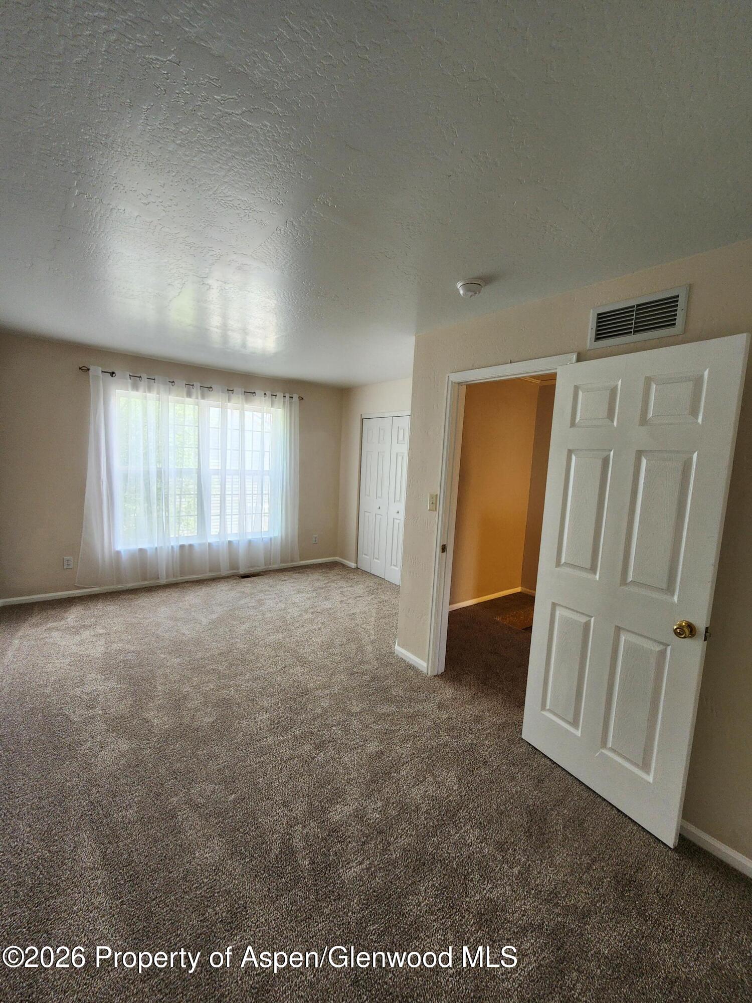 2502 Rail Avenue Property Photo 11