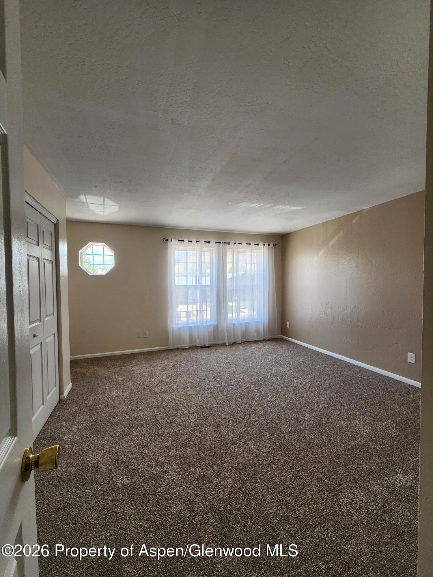 2502 Rail Avenue Property Photo 12