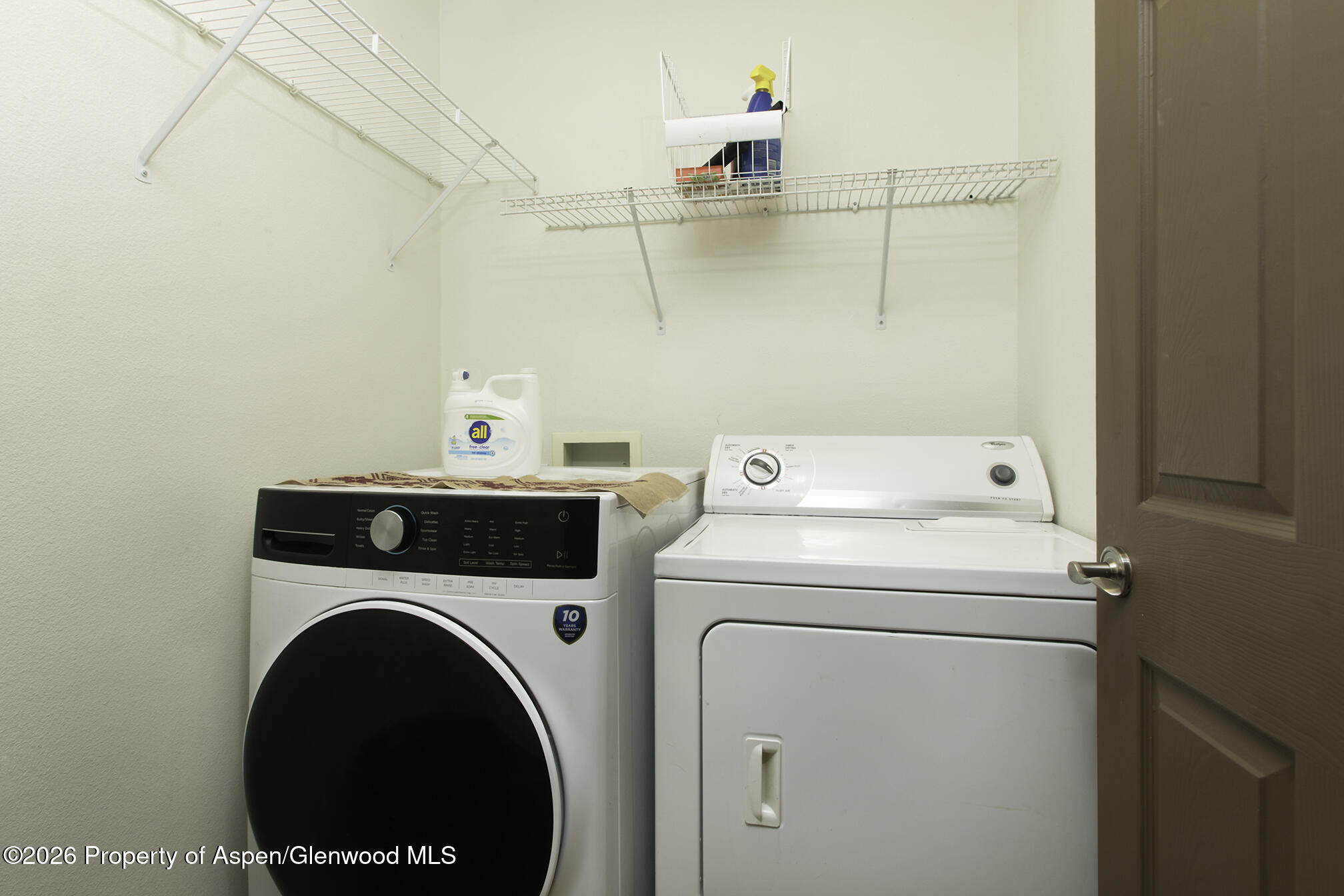 333 Columbine Drive Property Photo 11