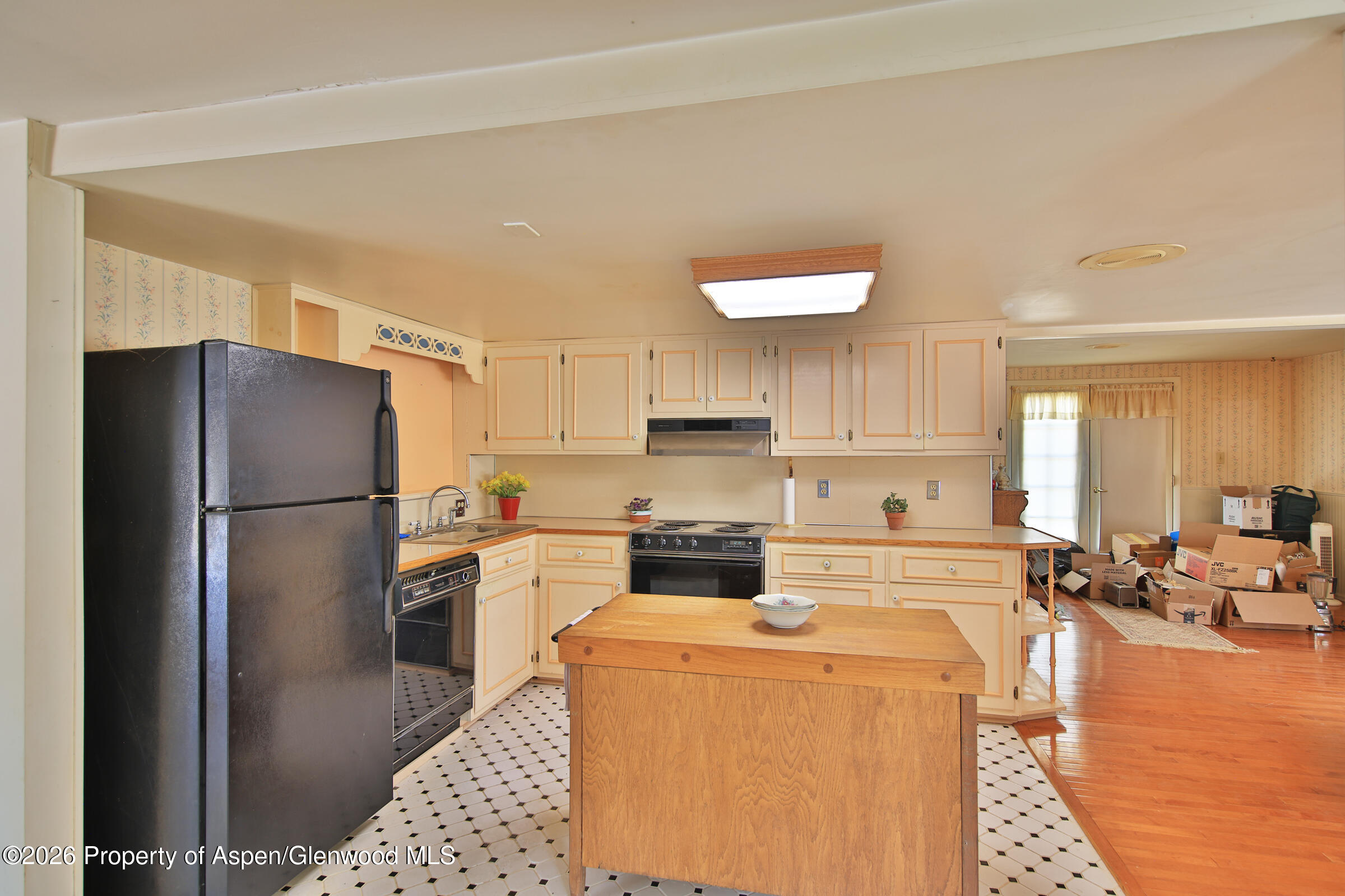 594 Nw 9th Street Property Photo 10