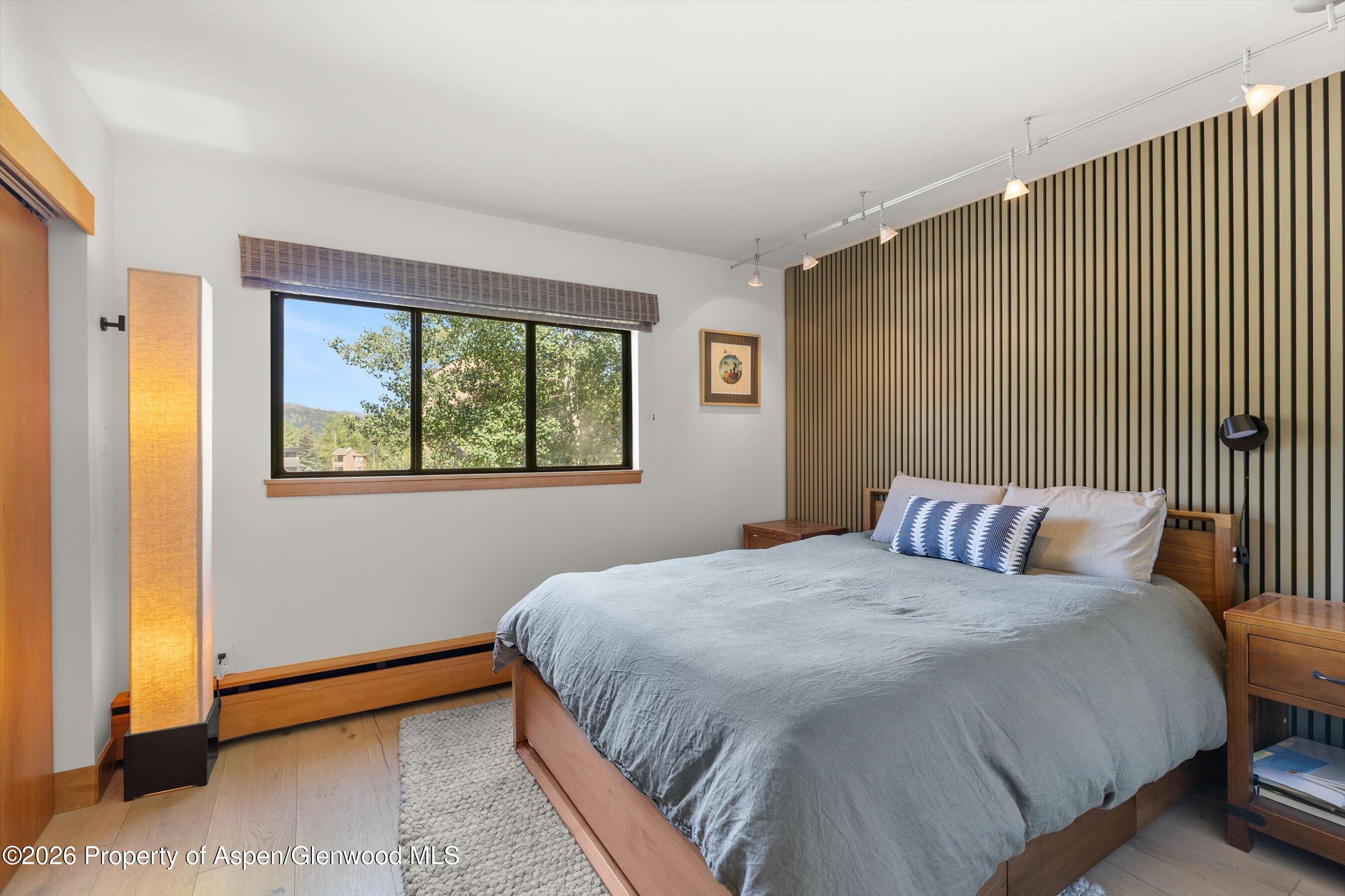 1221 Vine Street 1221 Property Photo 3