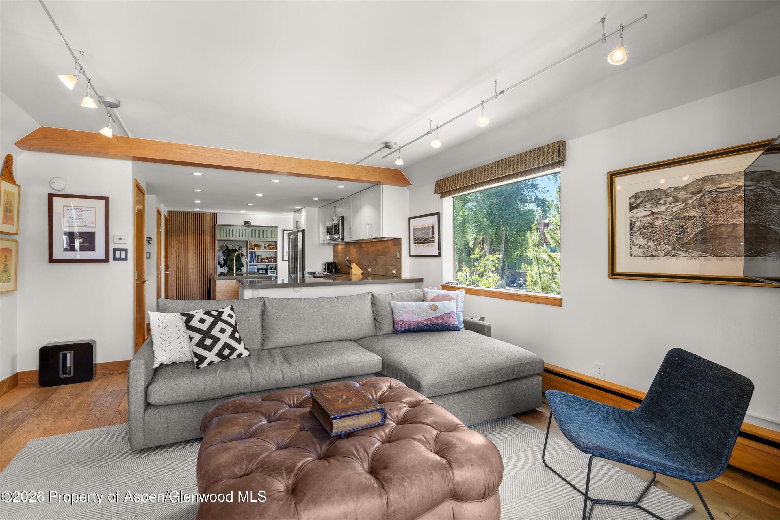 1221 Vine Street 1221 Property Photo 10