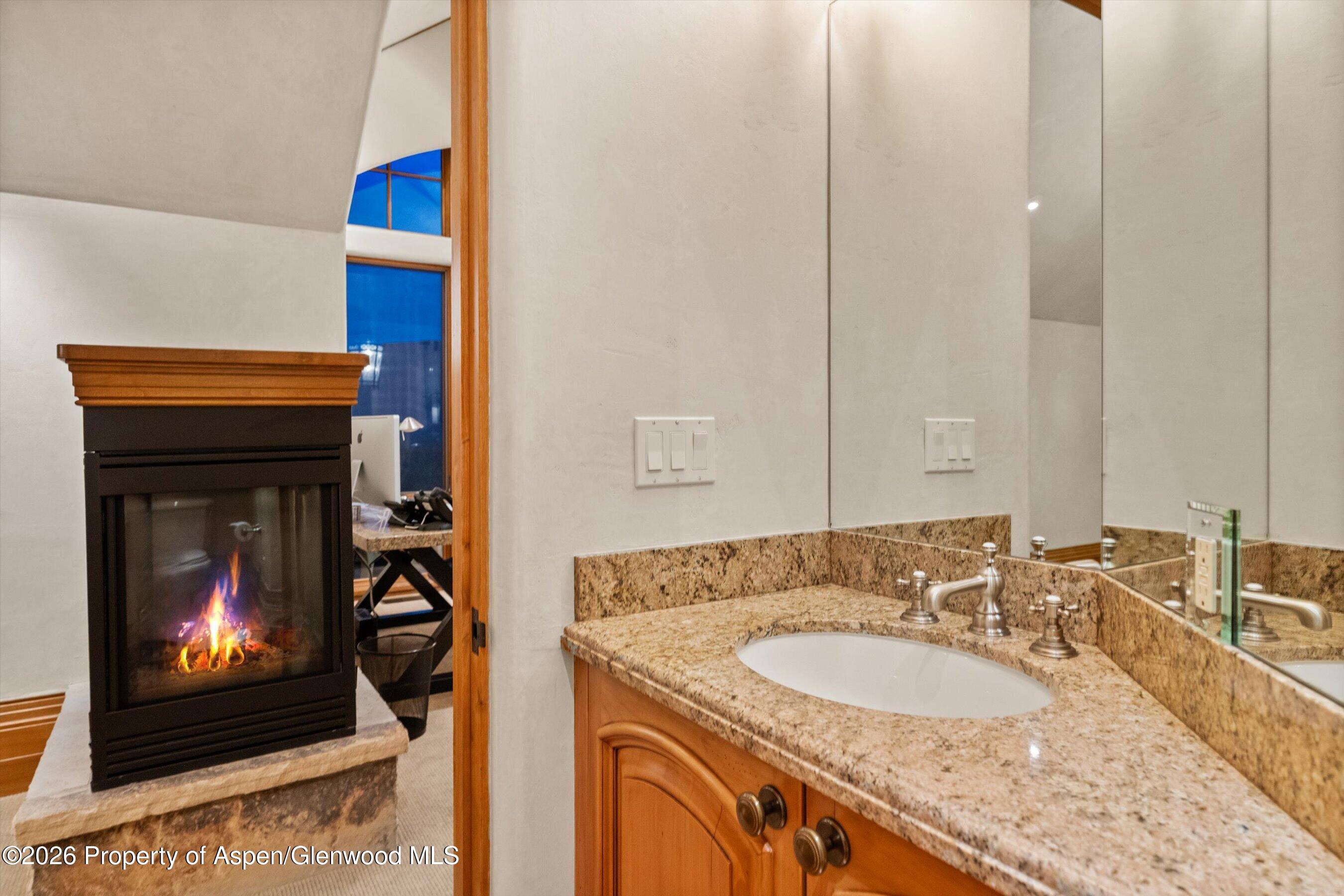 691 Pfister Drive Property Photo 42