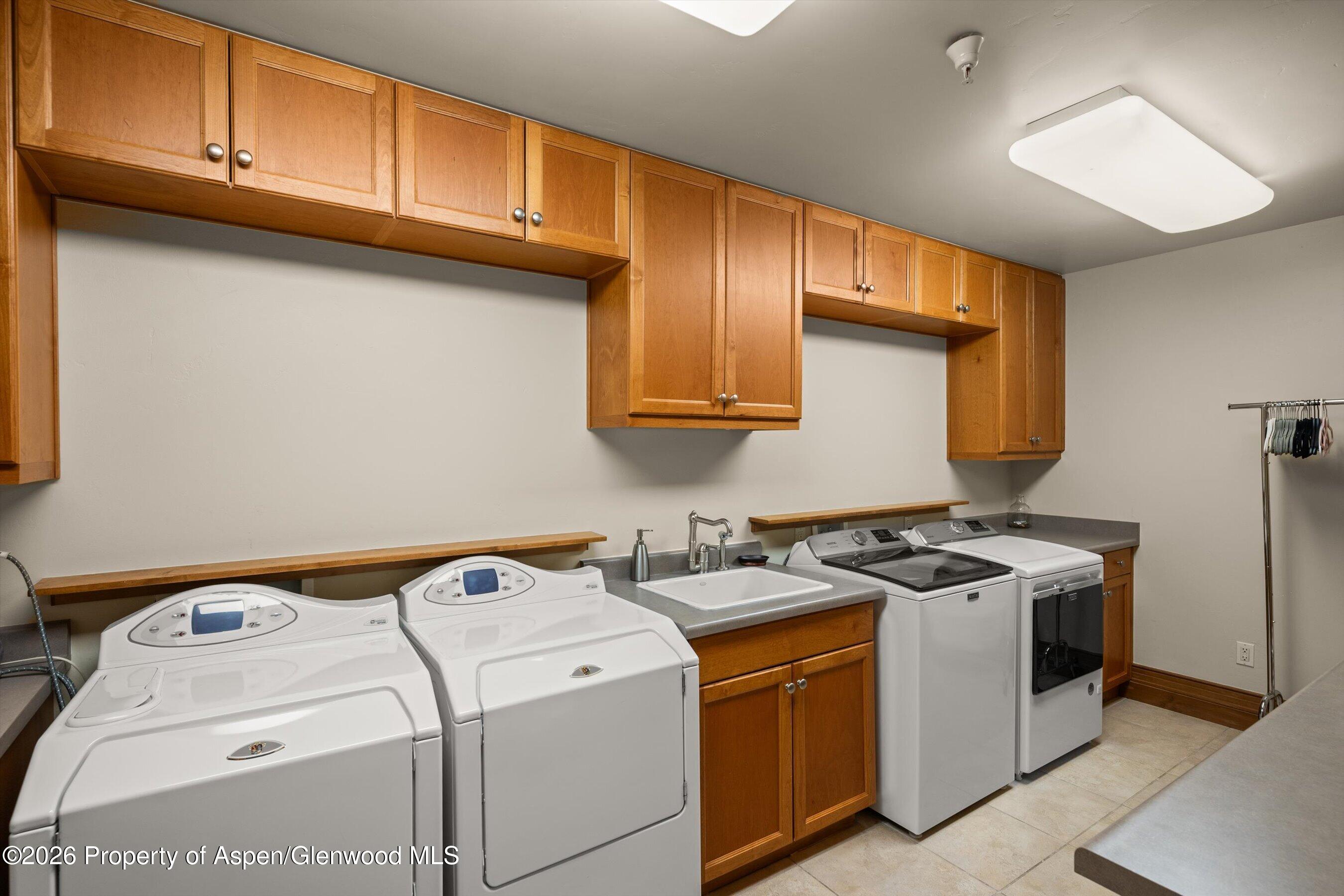 691 Pfister Drive Property Photo 70