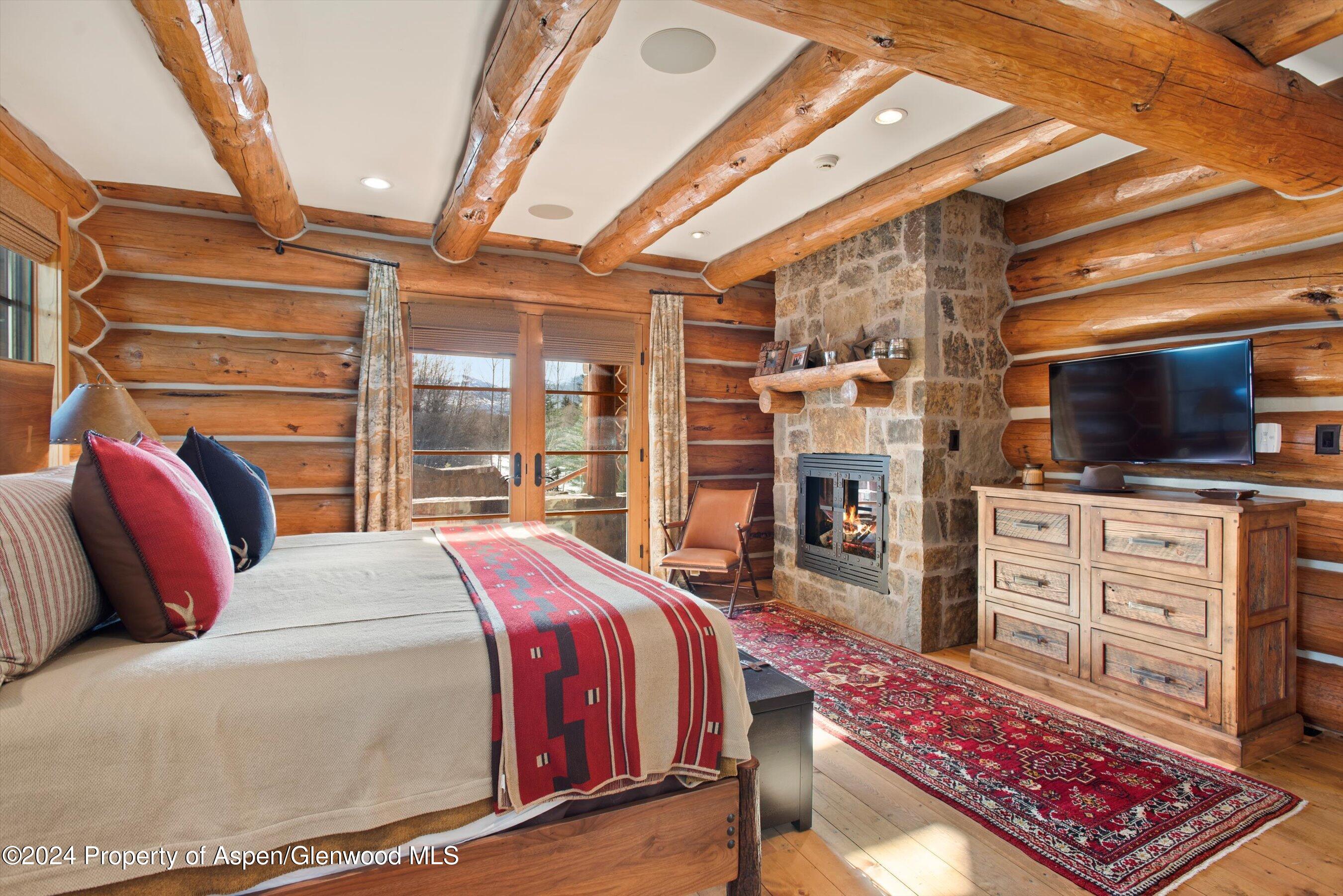 776 Snowmass Creek Road Property Photo 13