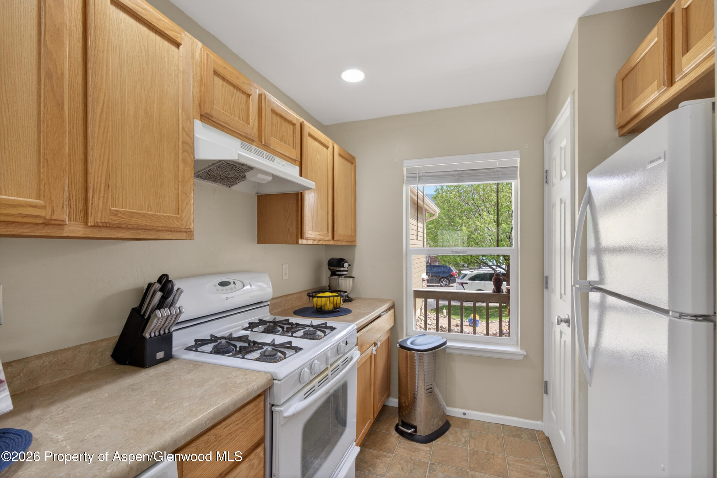 247 E Capital Court Property Photo 5