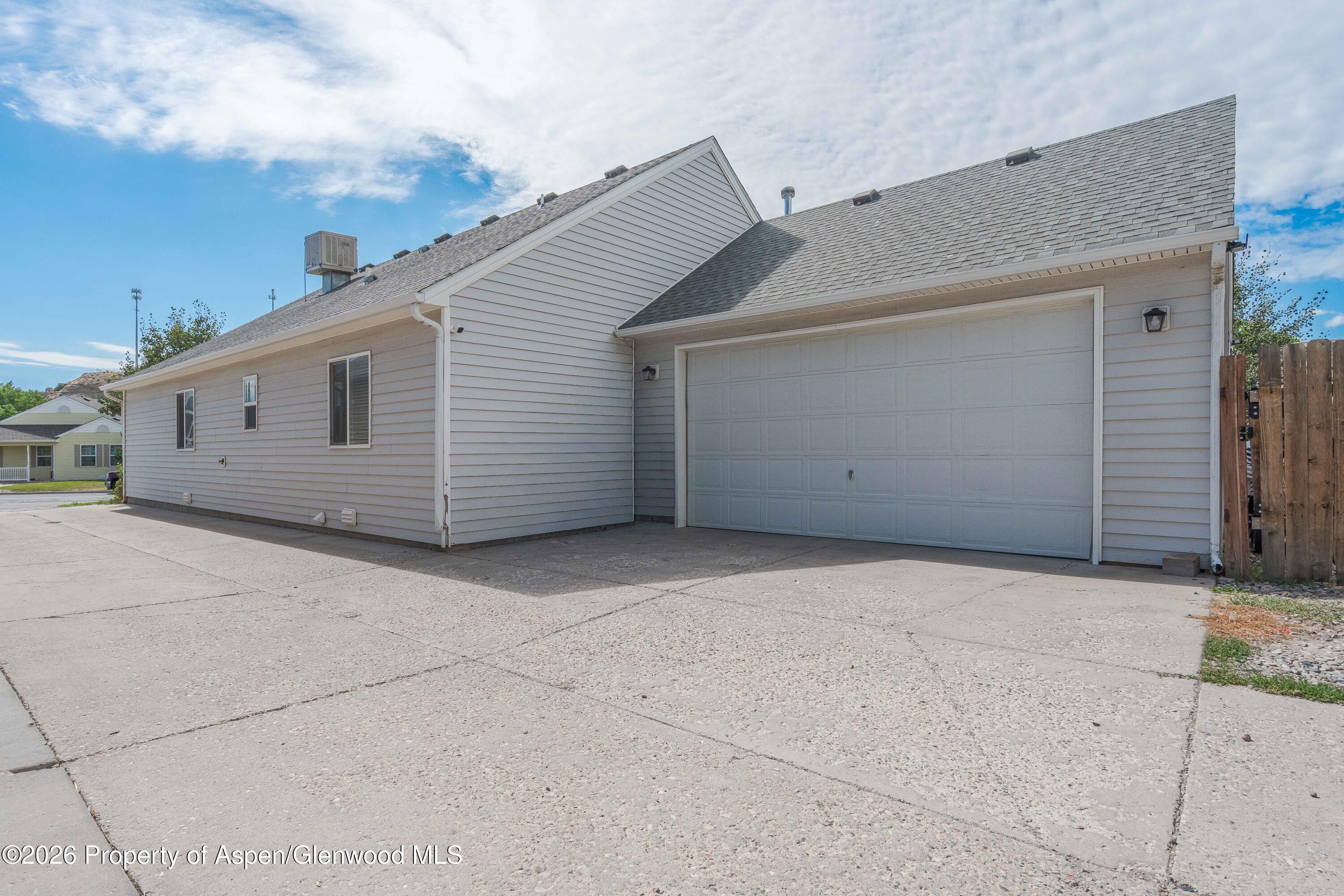388 Columbine Drive Property Photo 24