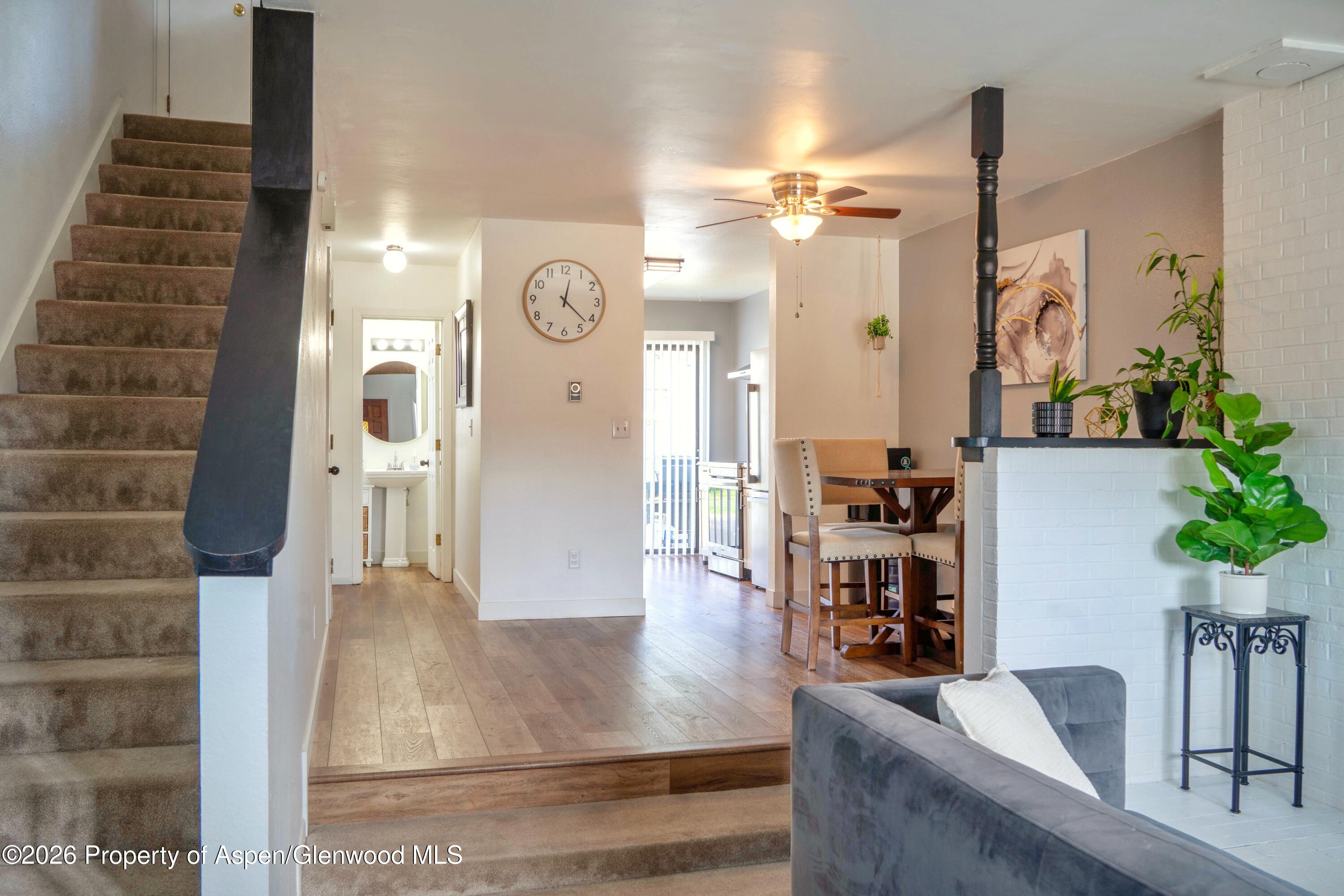 998 Wamsley Way Property Photo 3