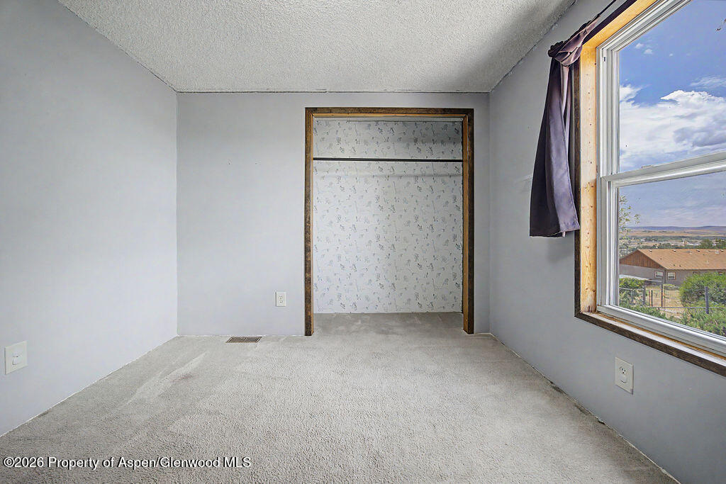 870 Jerimiah Avenue Property Photo 25