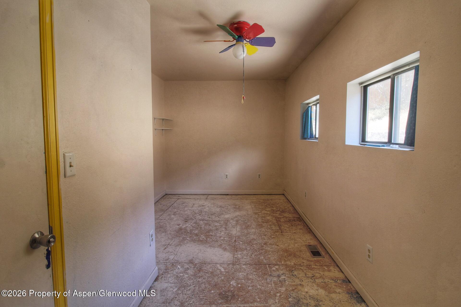 418 E 6th Street Property Photo 17