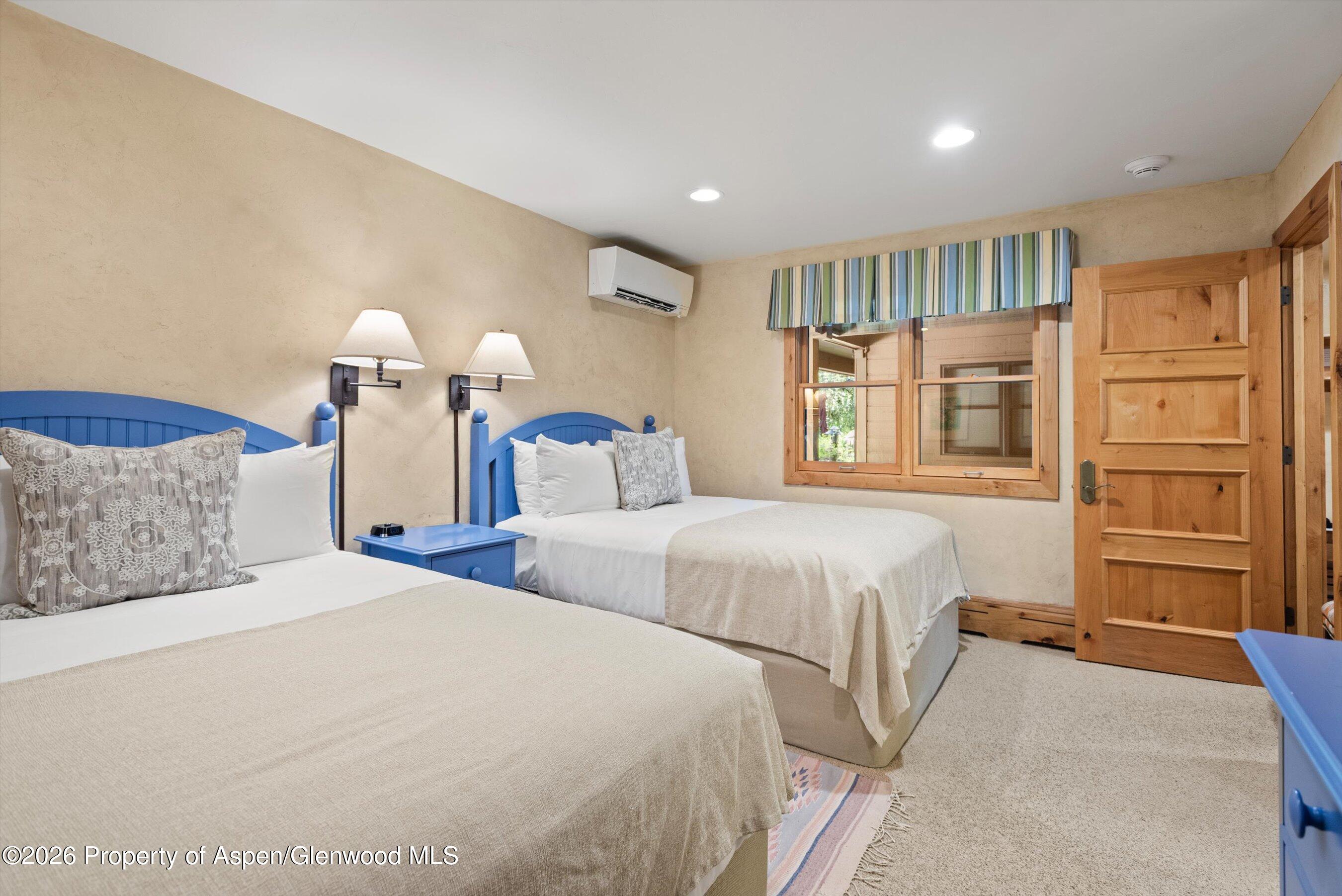 610 S West End Street D105 Property Photo 15