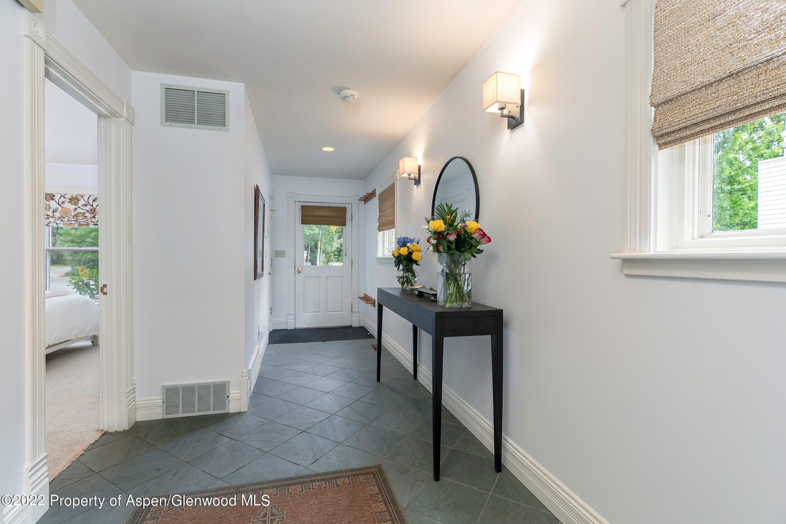334 W Hallam Street Property Photo 20