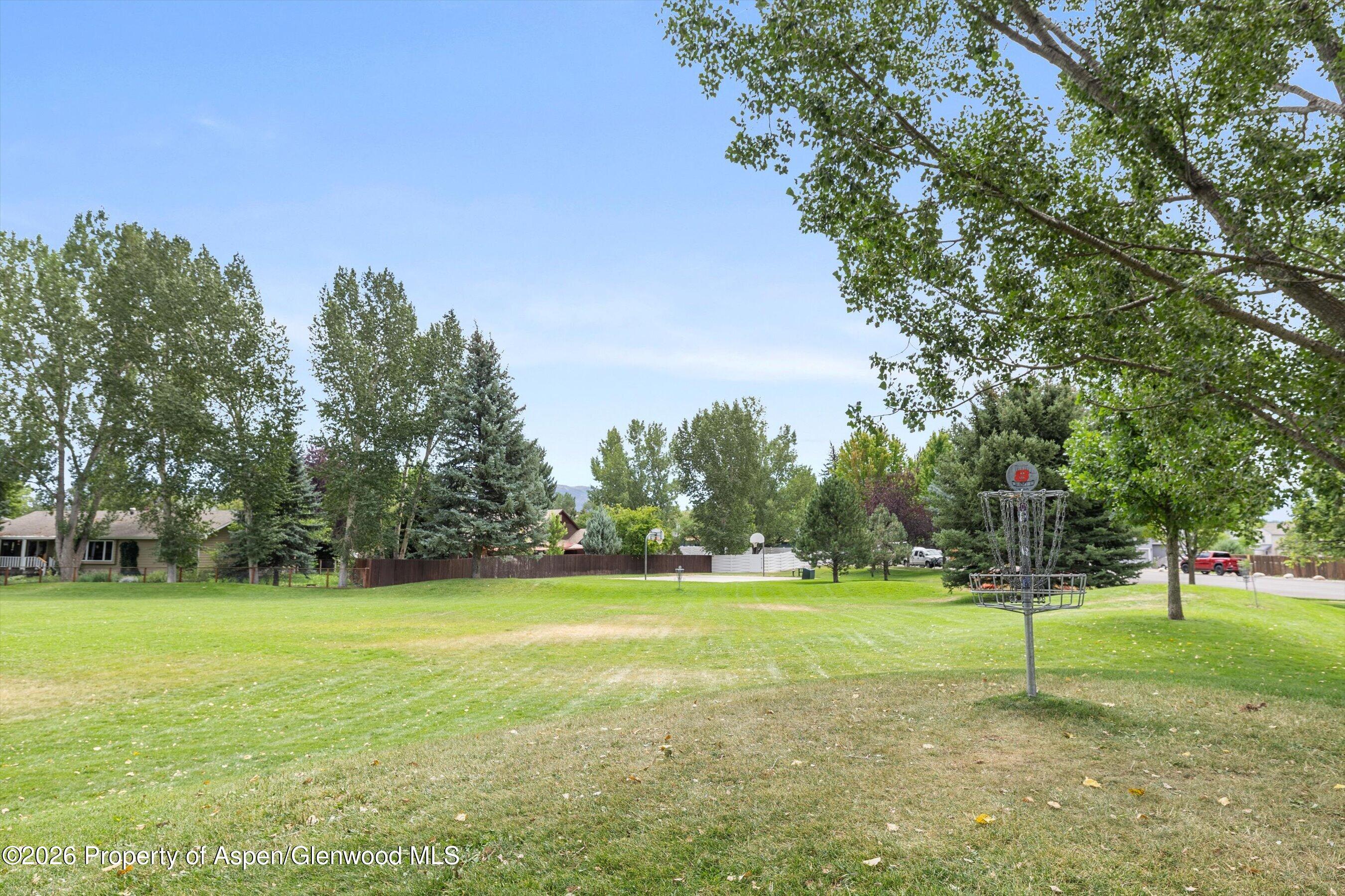 1101 Village Road Ll3c Property Photo 10