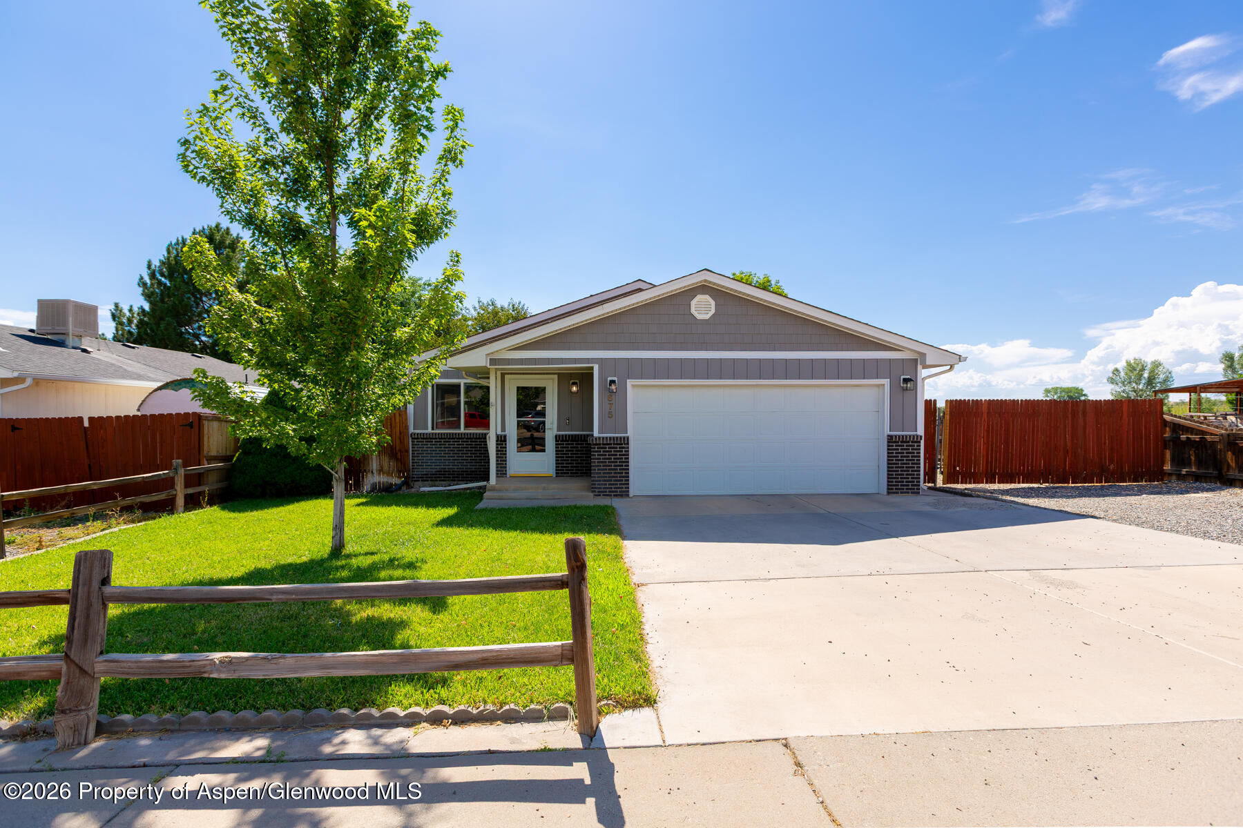675 30 Road Property Photo 1