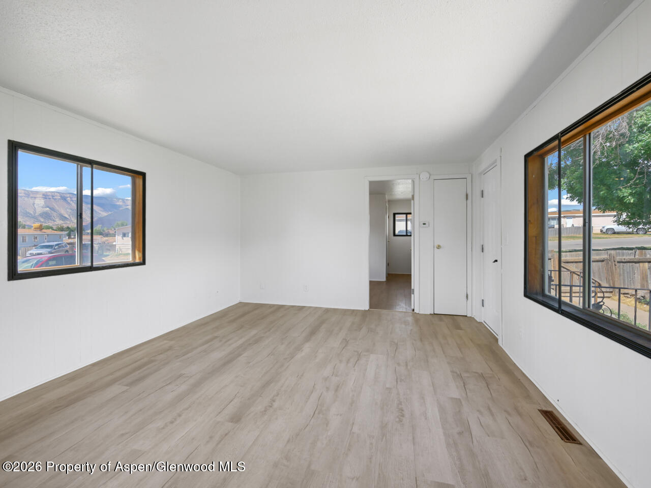 340 Tamarisk Trail Property Photo 5