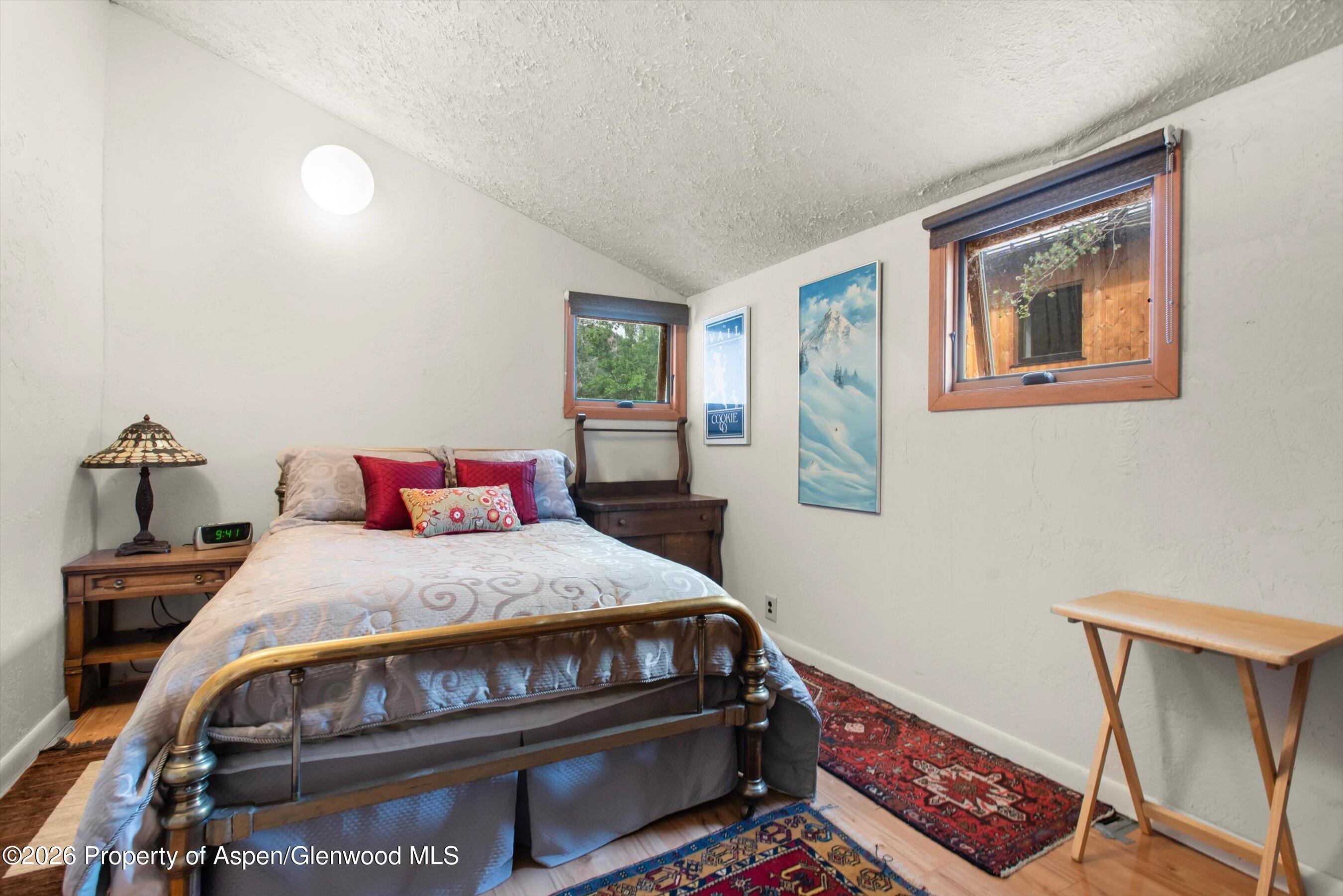 311 Oak Lane Property Photo 12