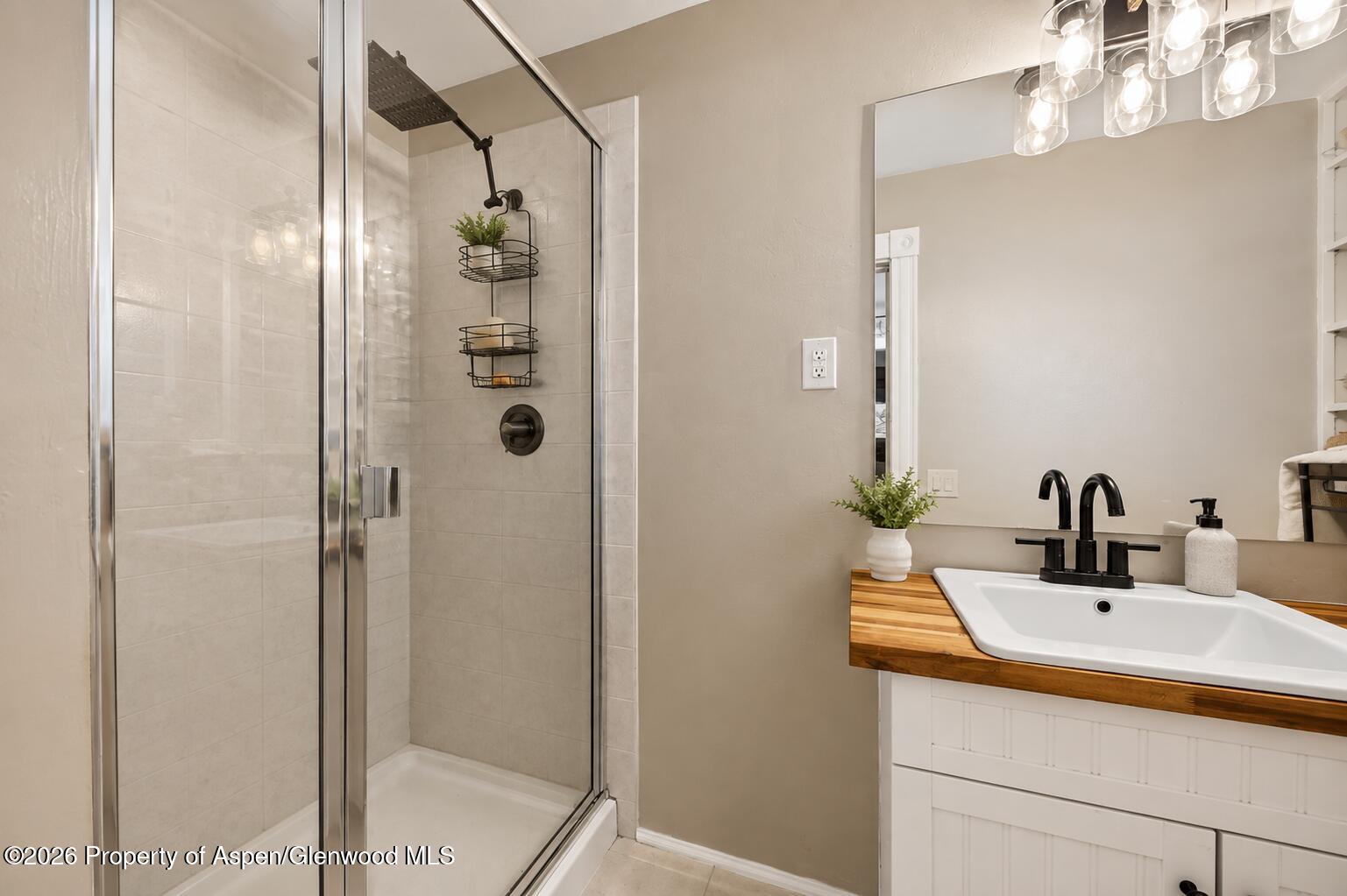 188 Redstone Boulevard Property Photo 14