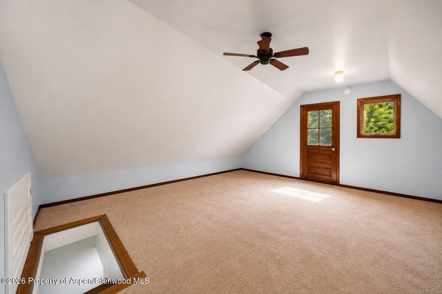 188 Redstone Boulevard Property Photo 22