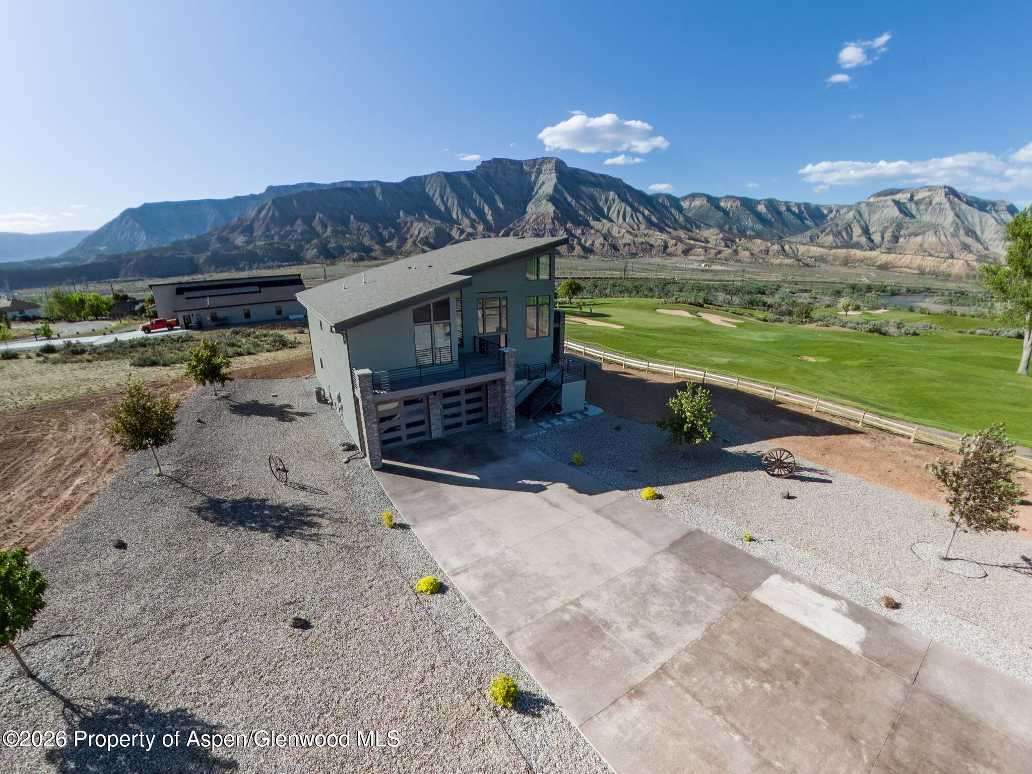 63 Meadow Creek Drive Property Photo 38