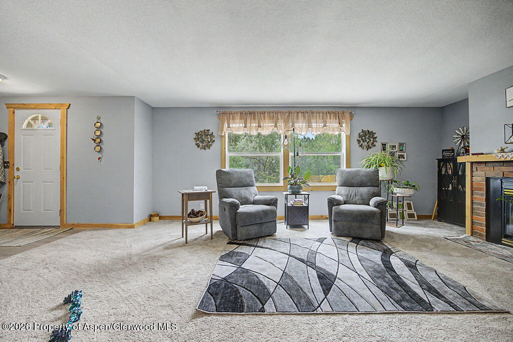 830 Haughey Road Property Photo 14