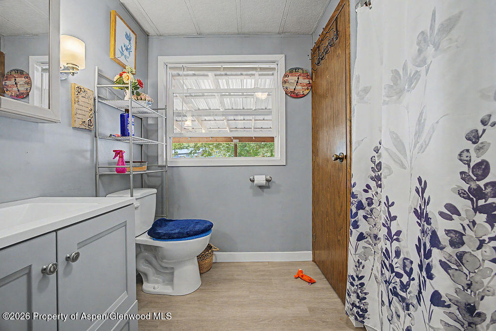 830 Haughey Road Property Photo 32