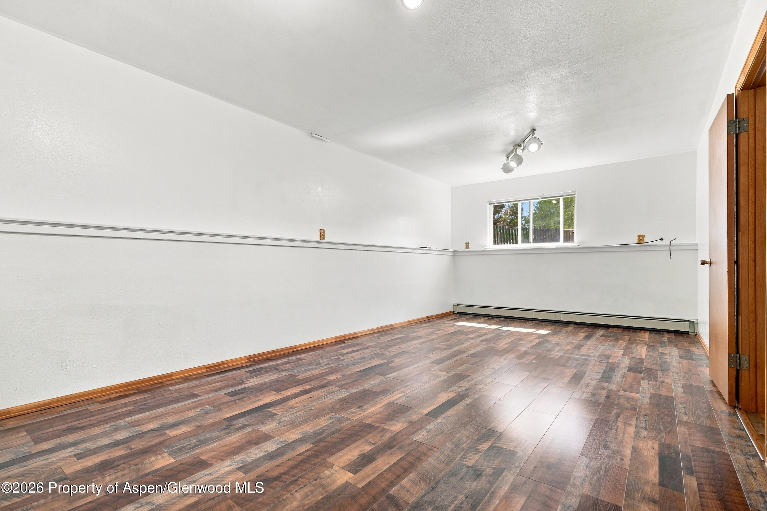 201 Hillcrest Avenue Property Photo 23