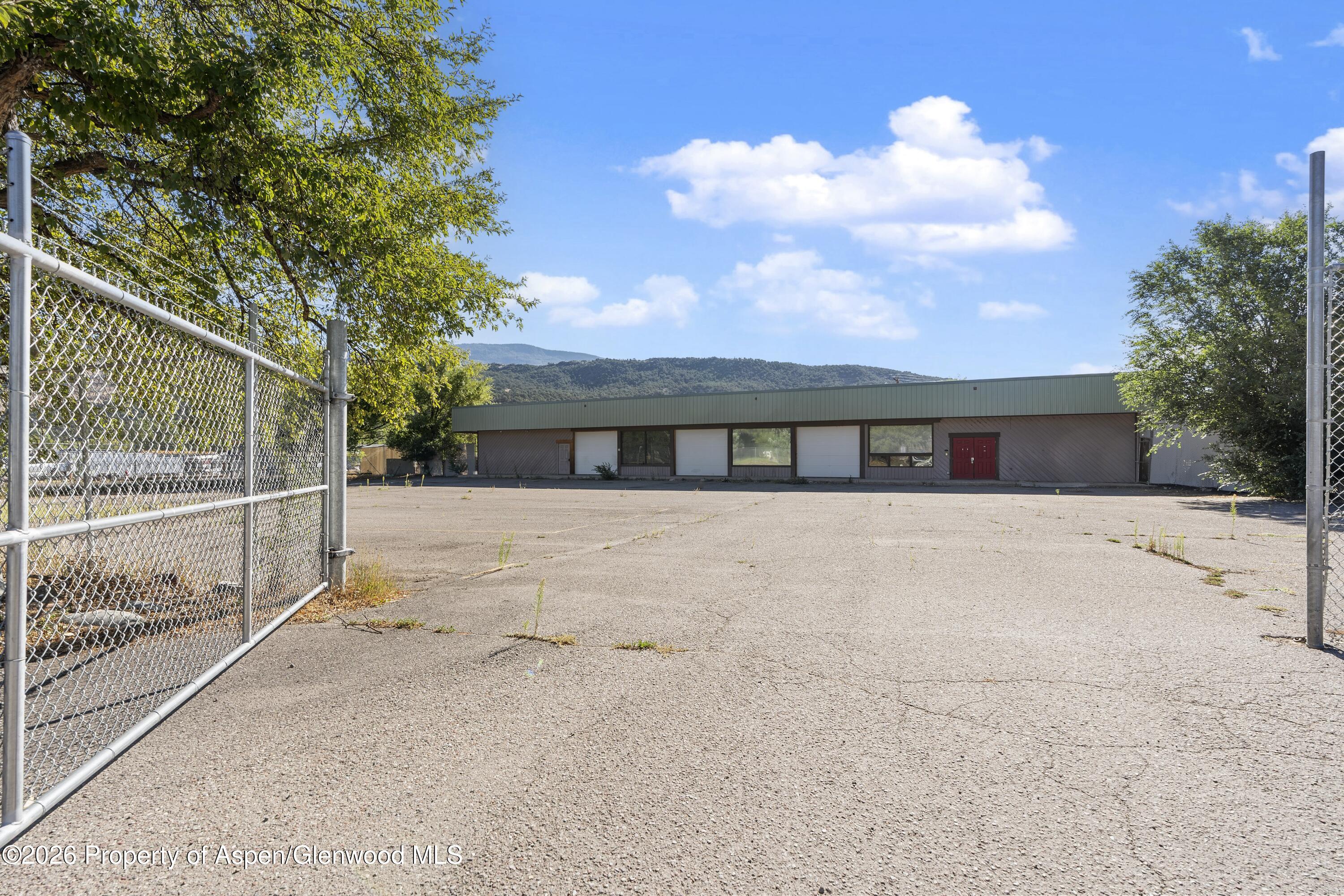 82 Duroux Lane Property Photo 4