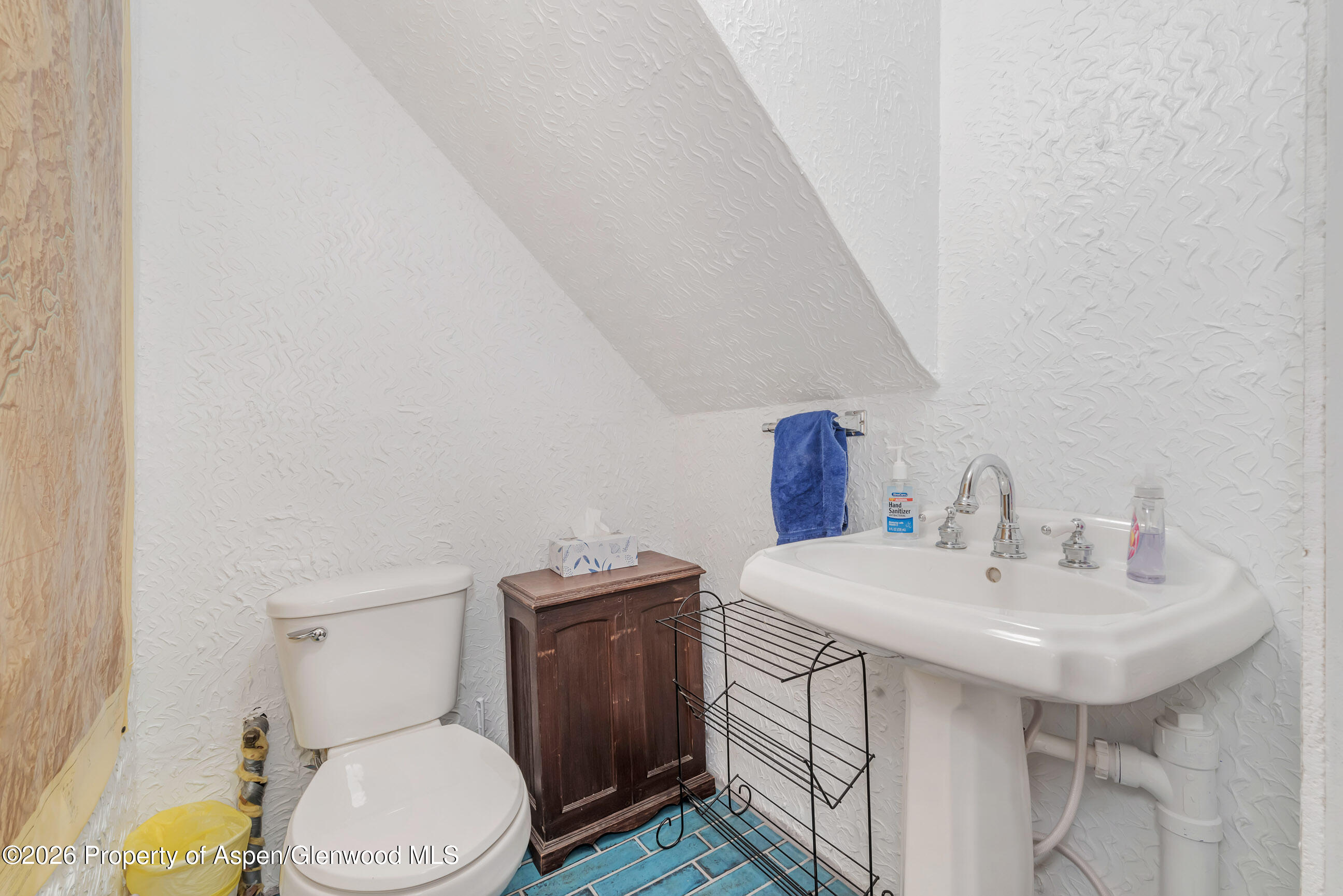 403 Taylor Street Property Photo 32