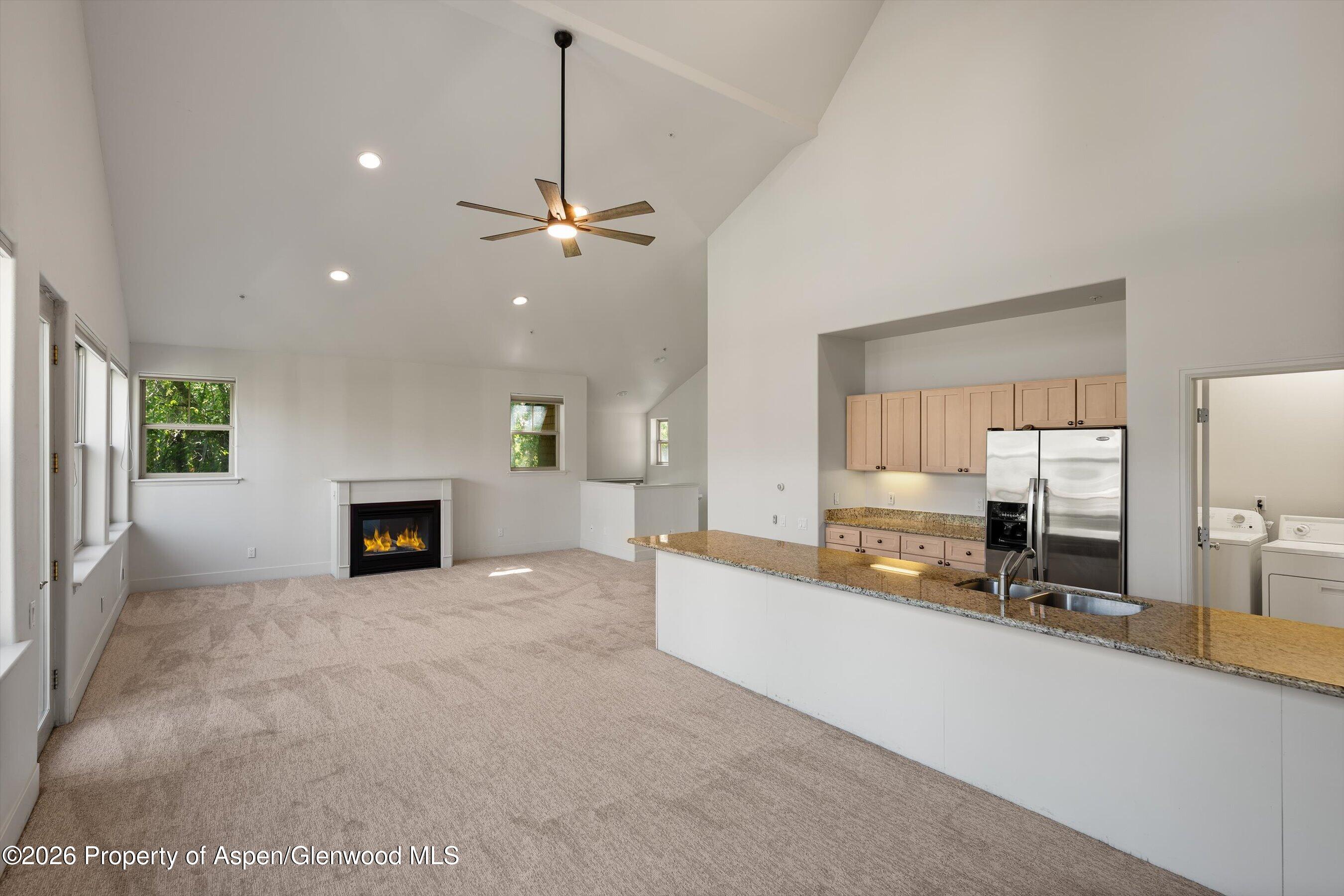 711 Evans Court Property Photo 12