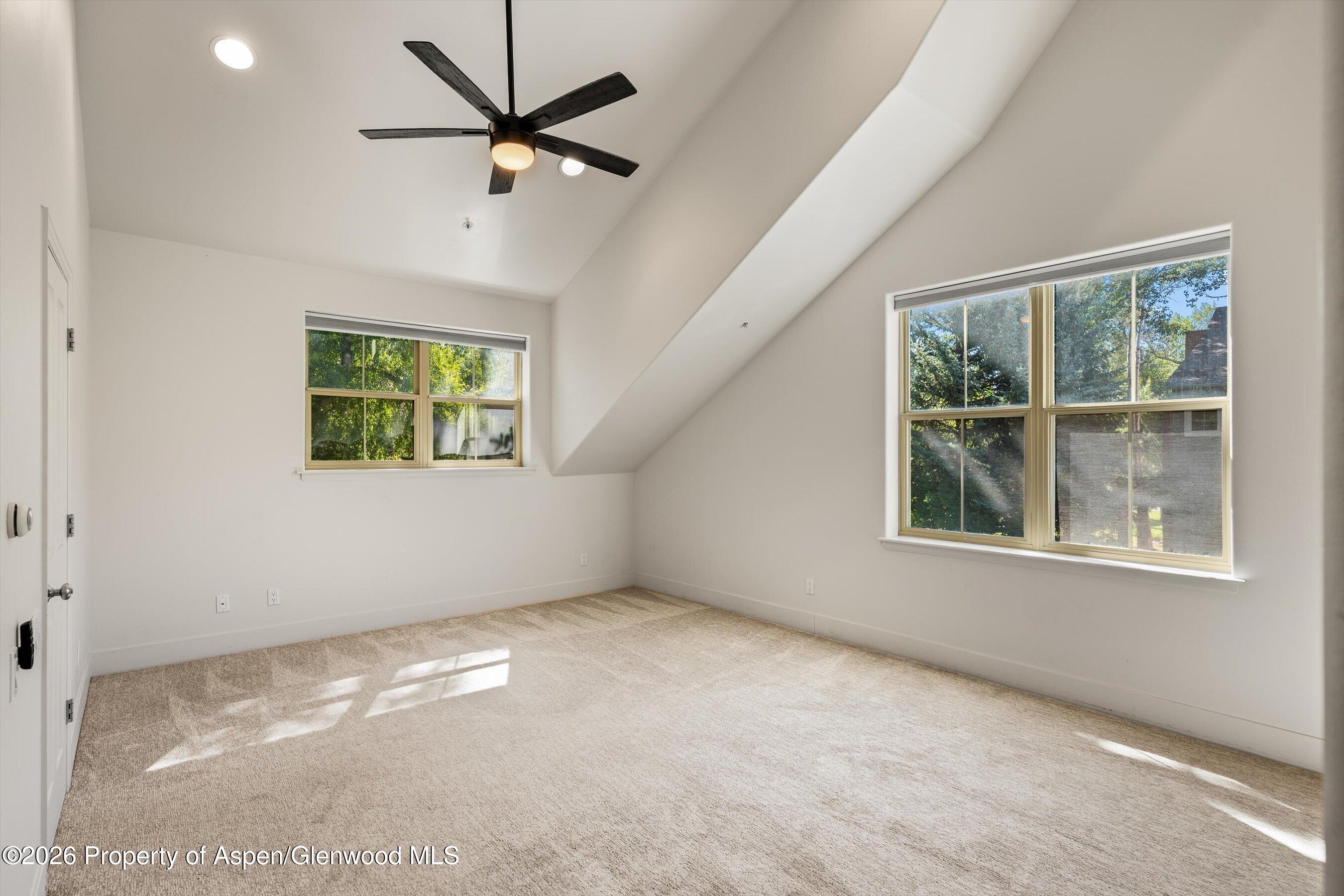 711 Evans Court Property Photo 13