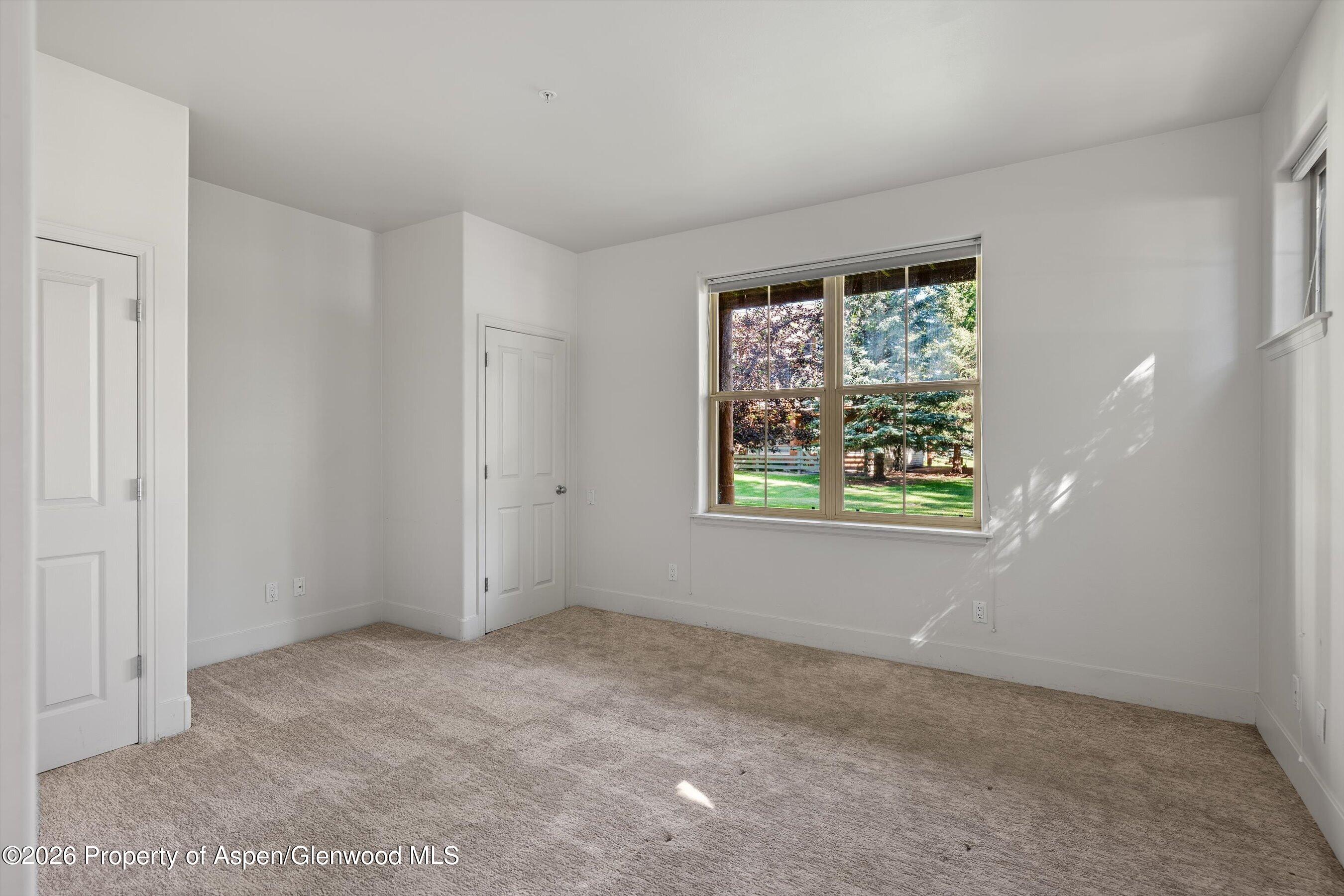 711 Evans Court Property Photo 18