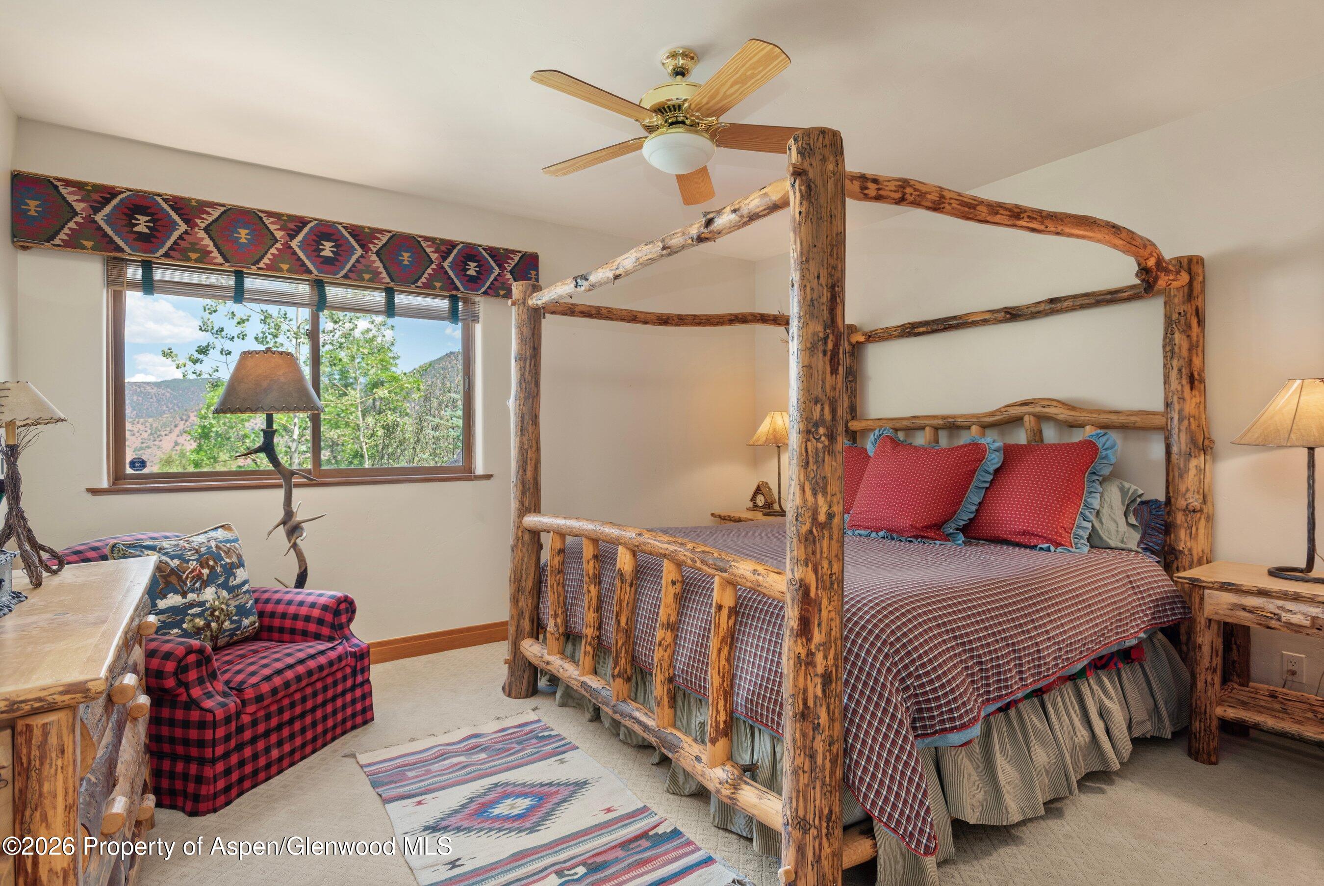 1608 Gateway Road Property Photo 25