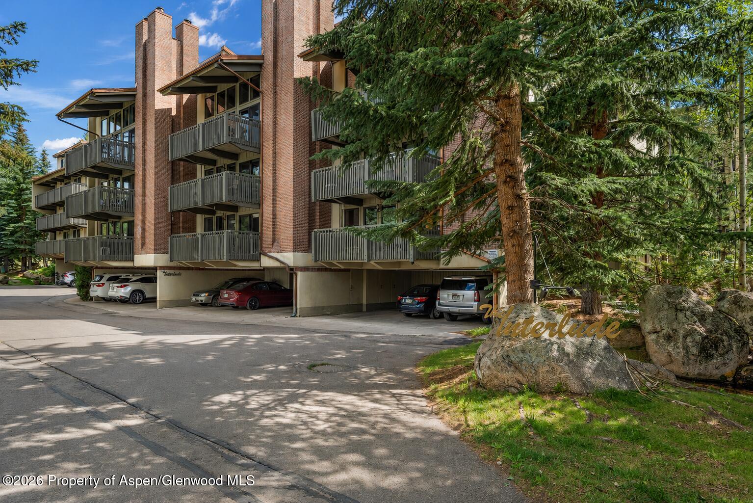 70 Gallun Lane 101-a Property Photo 2