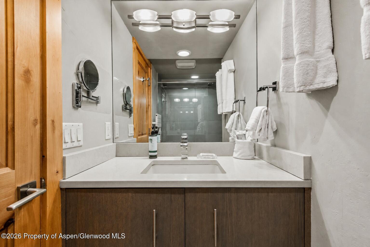 70 Gallun Lane 101-a Property Photo 10