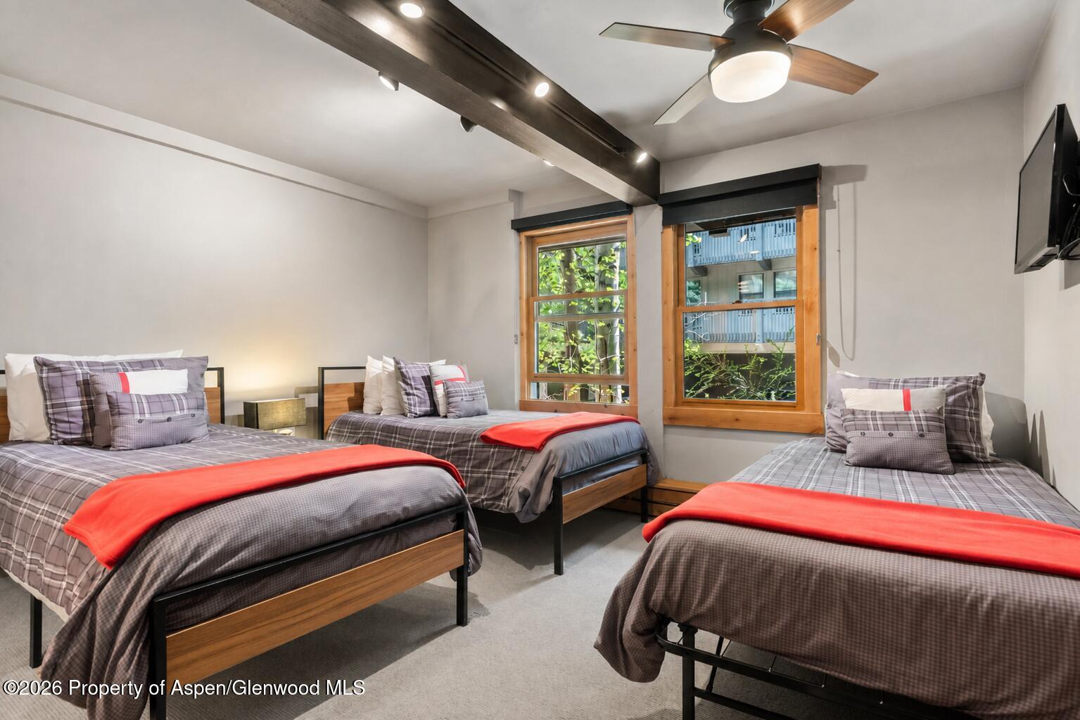 70 Gallun Lane 101-a Property Photo 11