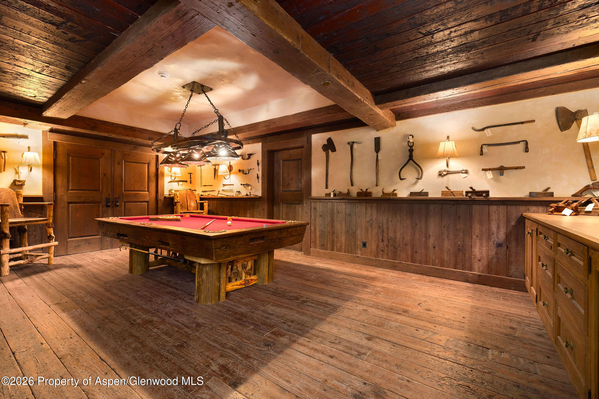 1701 Holy Cross Drive Property Photo 16