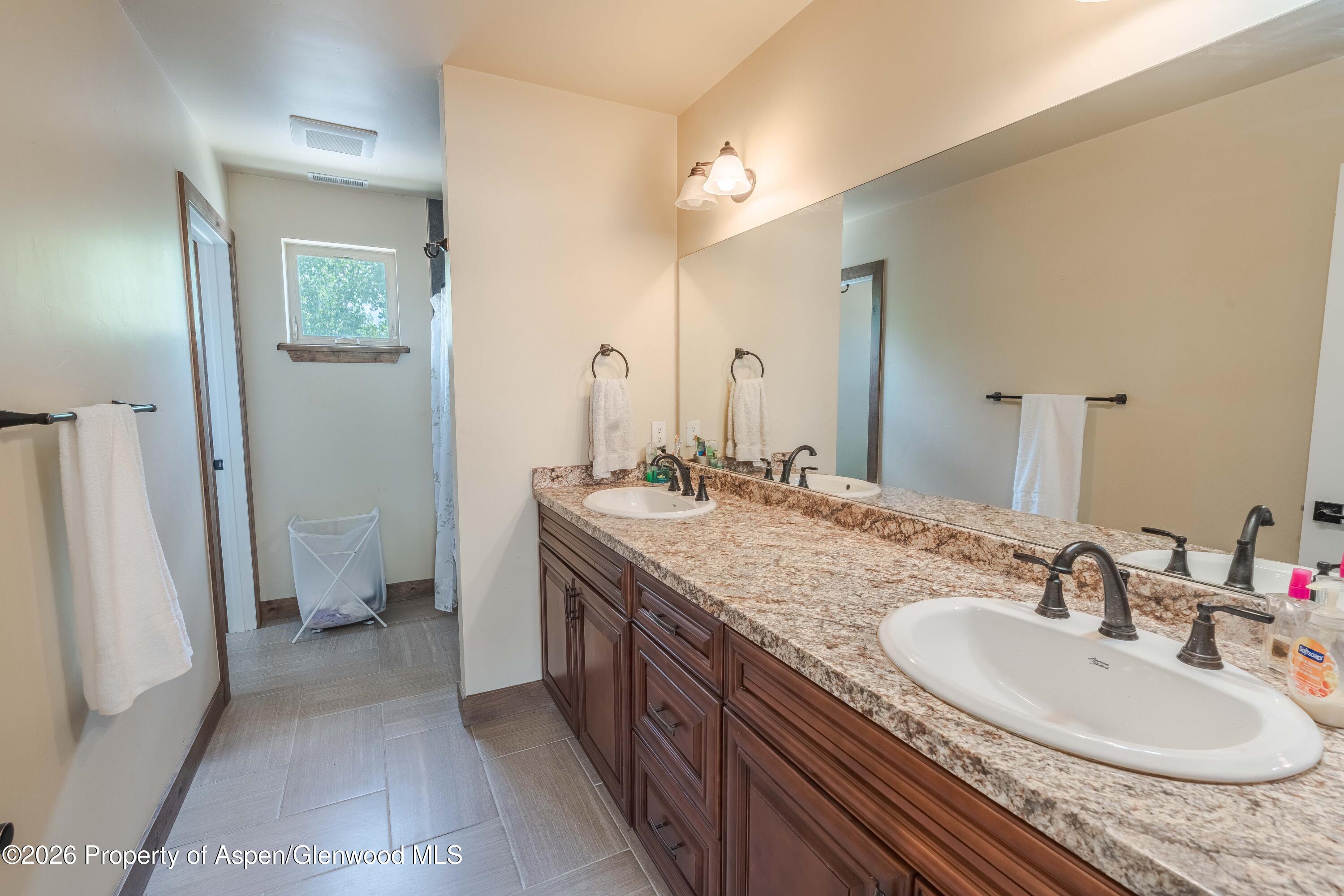 2021 E Ballard Avenue Property Photo 11
