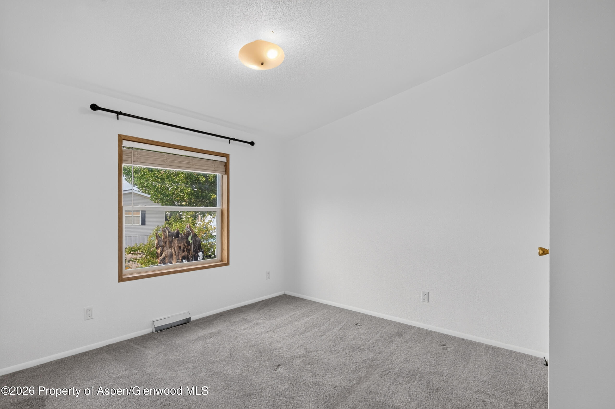 200 W 20th Street A129 Property Photo 8