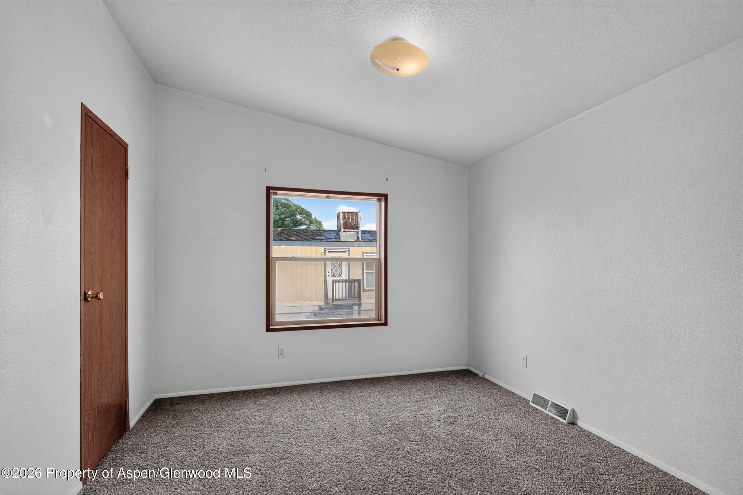 200 W 20th Street A129 Property Photo 11