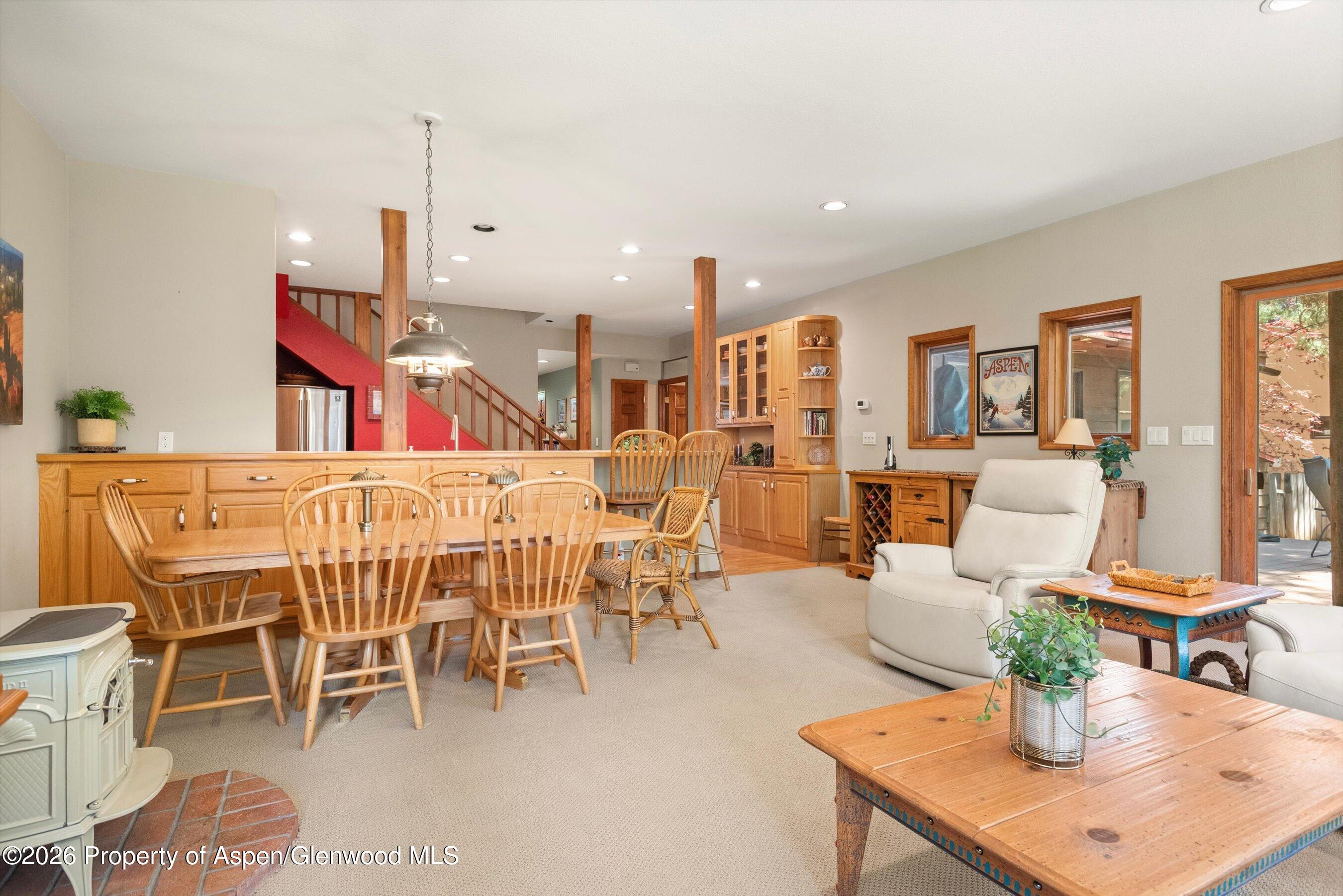 1375 Snowbunny Lane Property Photo 6