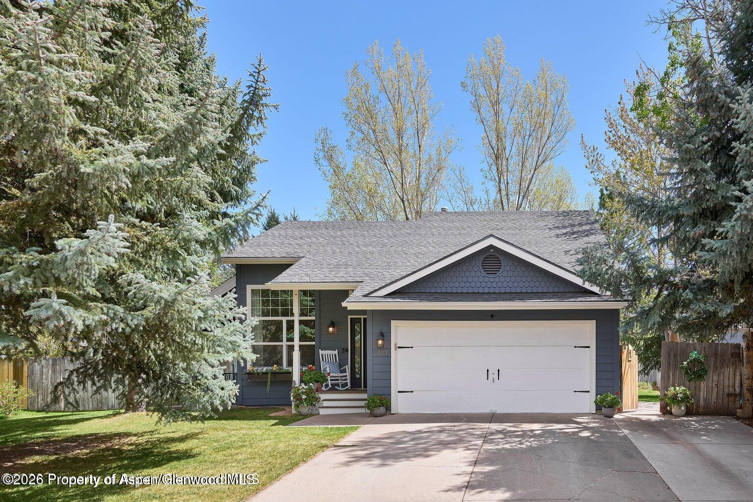 103 Rabbit Road Property Photo 1