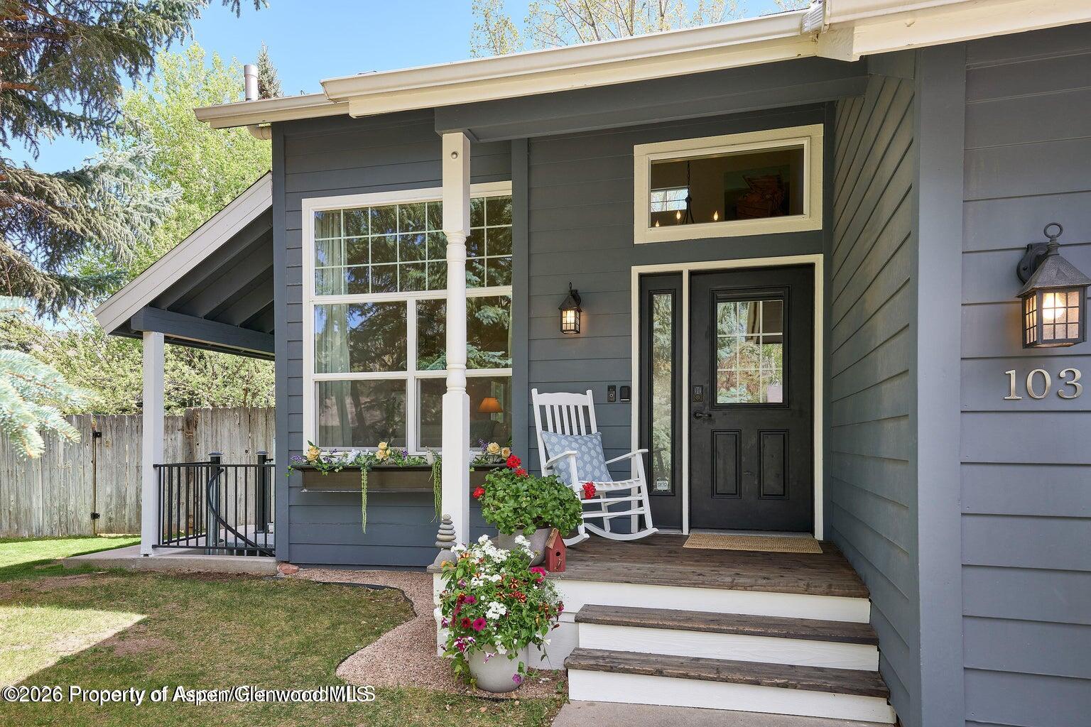 103 Rabbit Road Property Photo 2