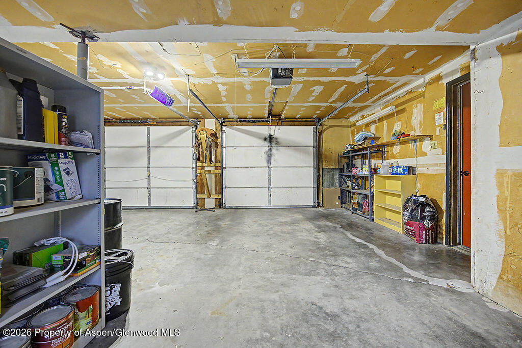 845 Bridger Circle Property Photo 2