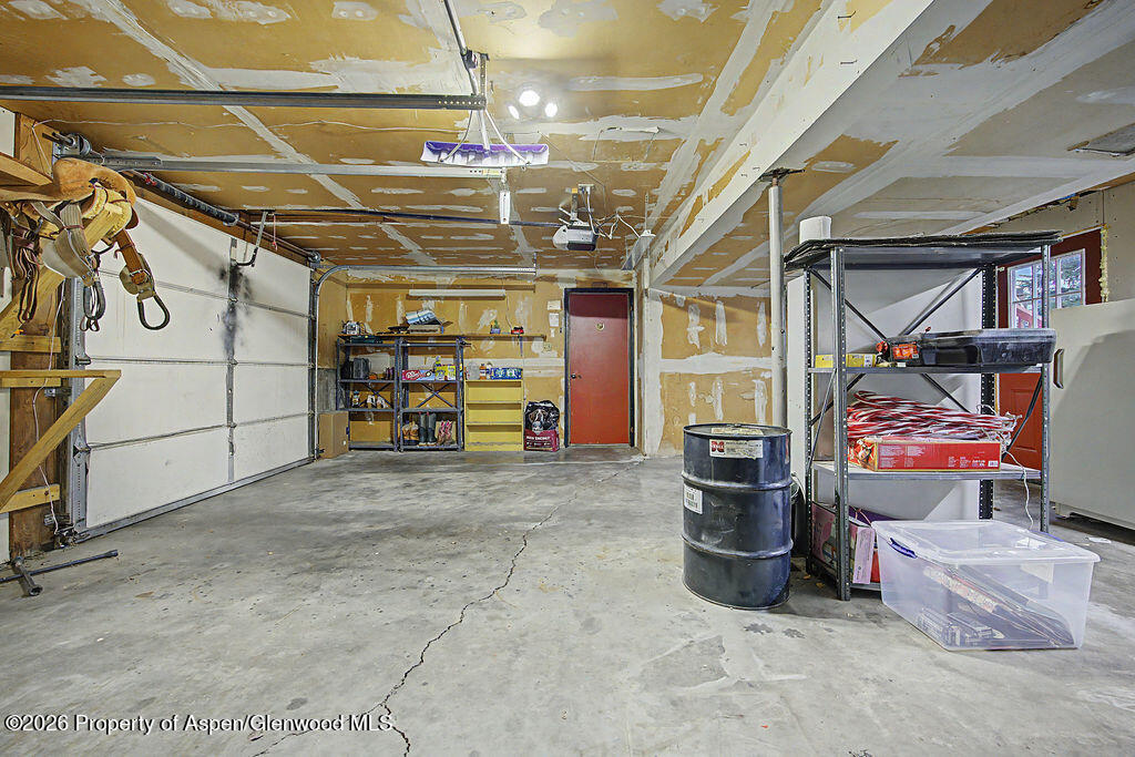 845 Bridger Circle Property Photo 3