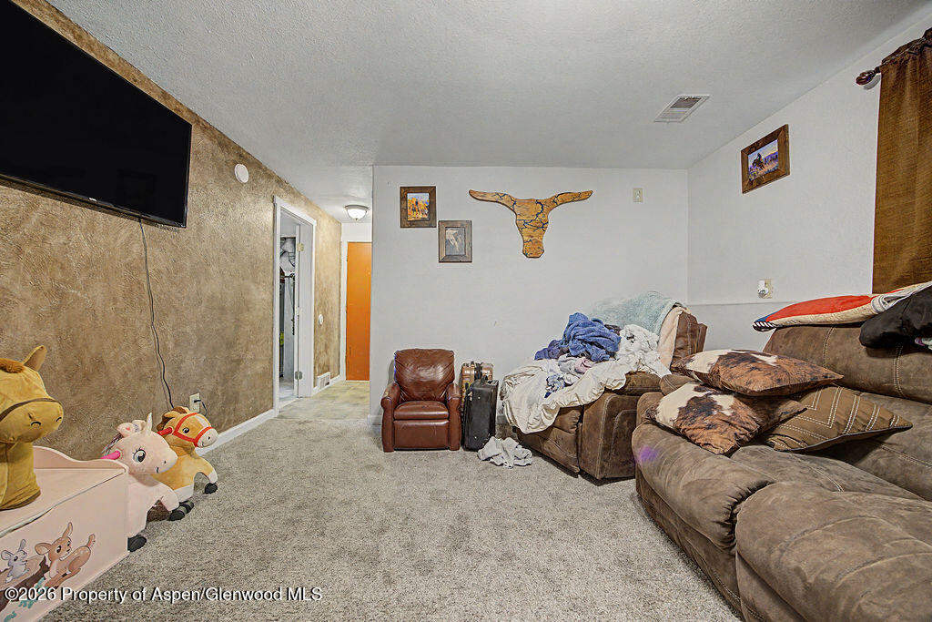 845 Bridger Circle Property Photo 12